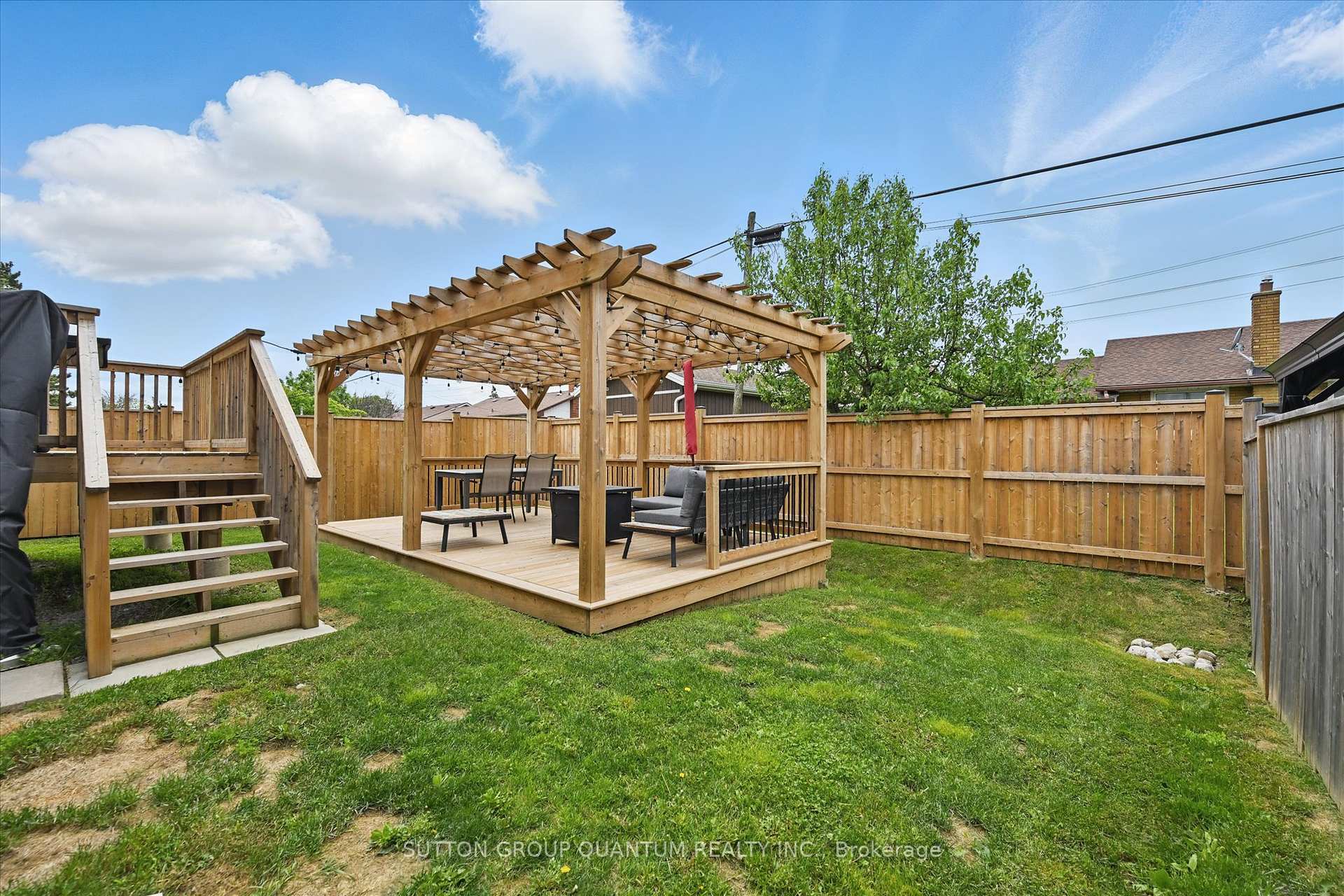 Photo 21 of 63 Berkshire Drive, St. Catharines, Carlton/Bunting — HOMEH