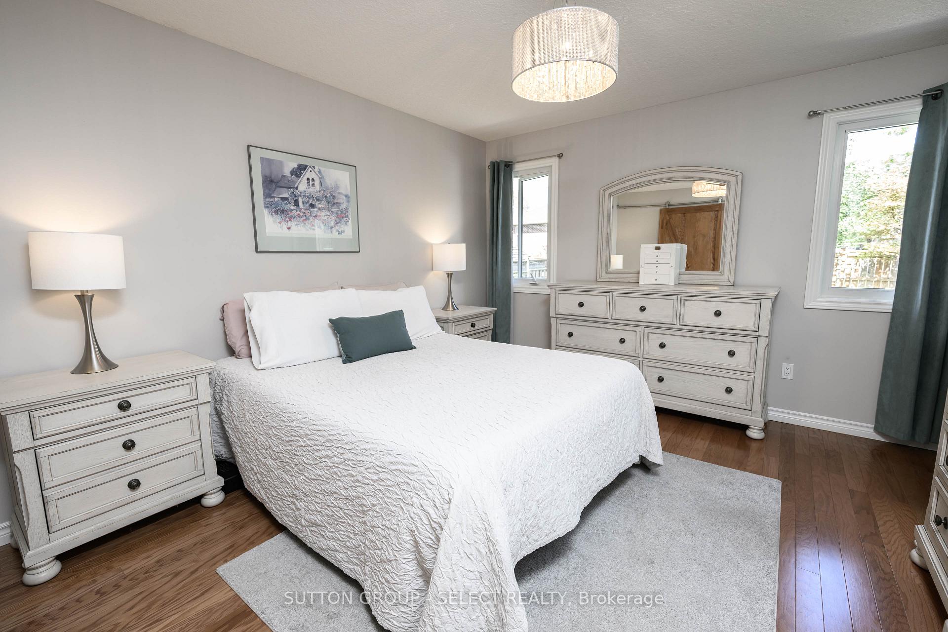 Photo 17 of 111 Southgate Parkway, St. Thomas — HOMEH