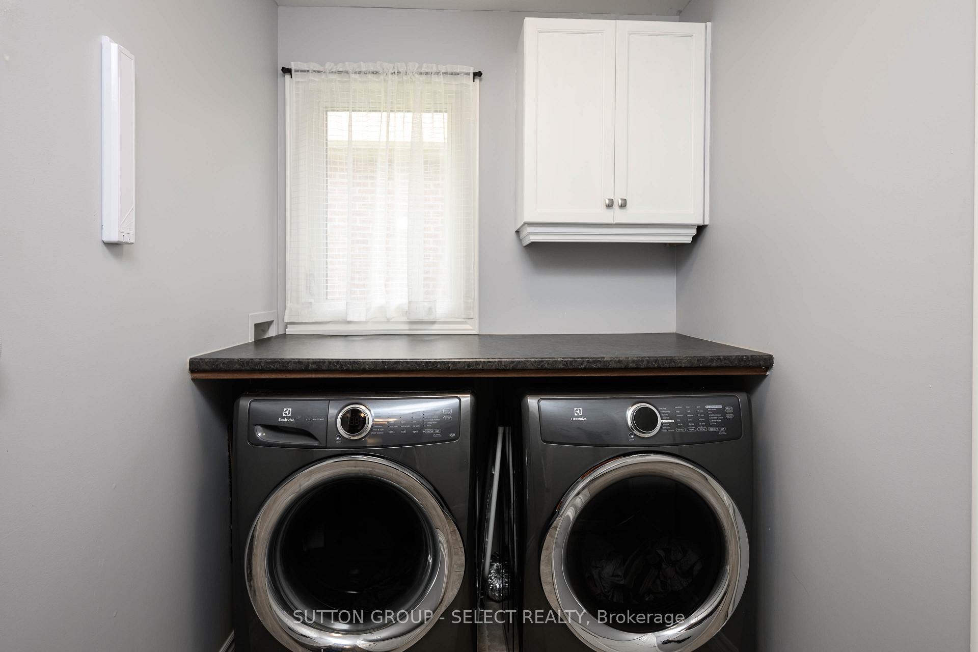 Photo 20 of 111 Southgate Parkway, St. Thomas — HOMEH