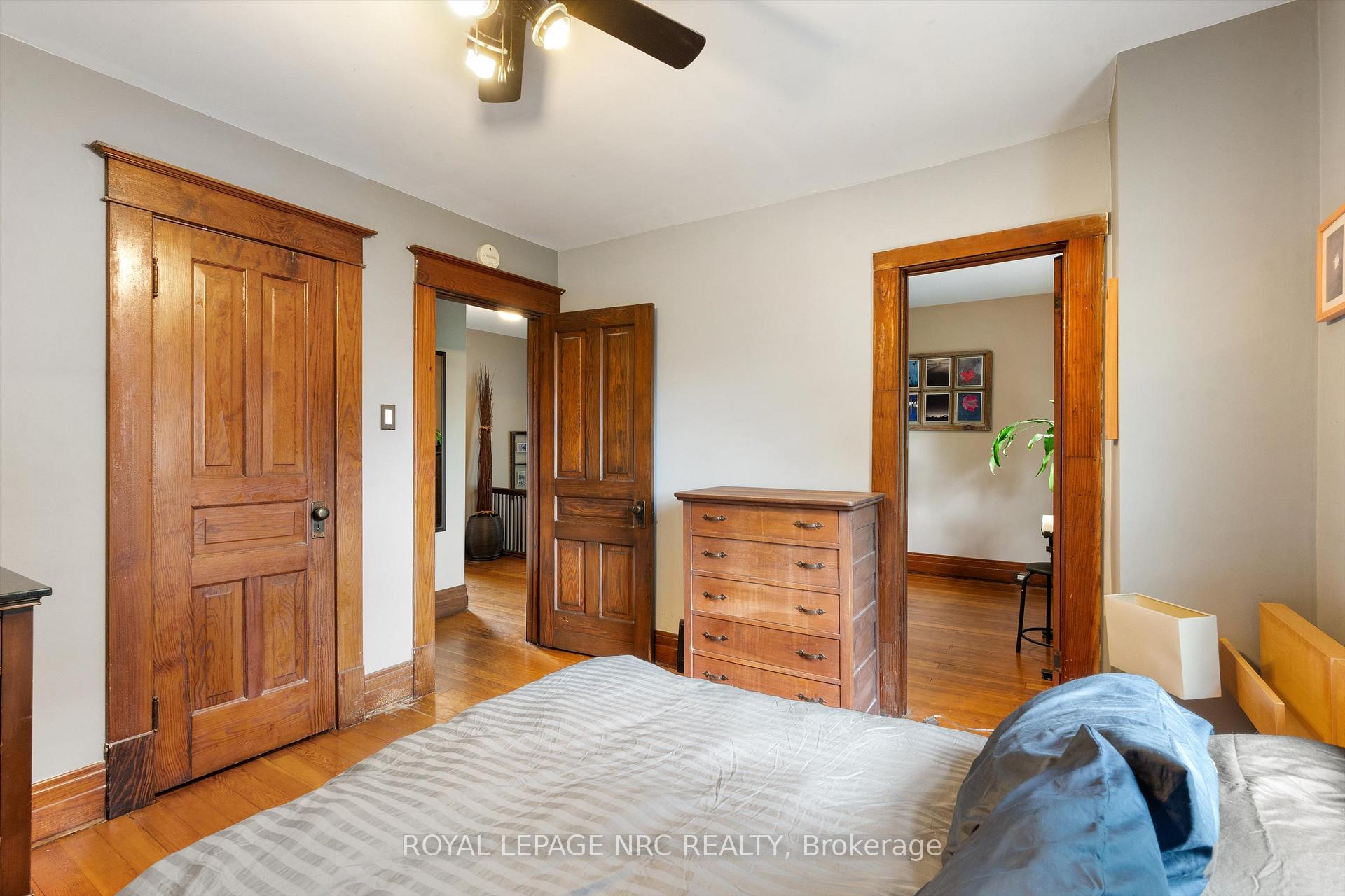 Photo 28 of 40 Lowell Avenue, St. Catharines, Downtown — HOMEH