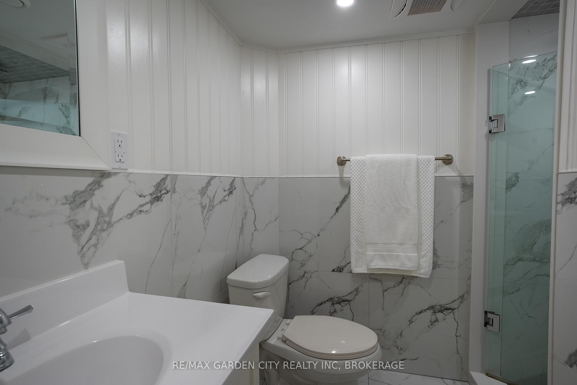 Photo 10 of 85 Ventura Drive, St. Catharines, Haig — HOMEH