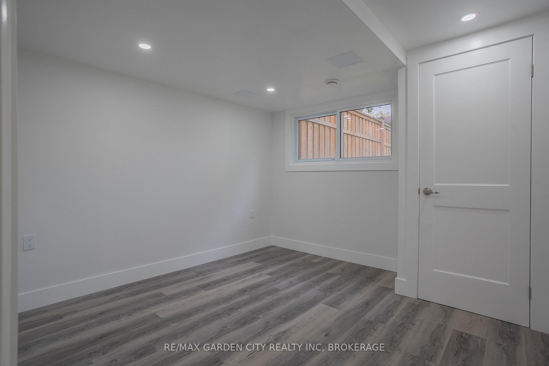 Photo 13 of 85 Ventura Drive, St. Catharines, Haig — HOMEH