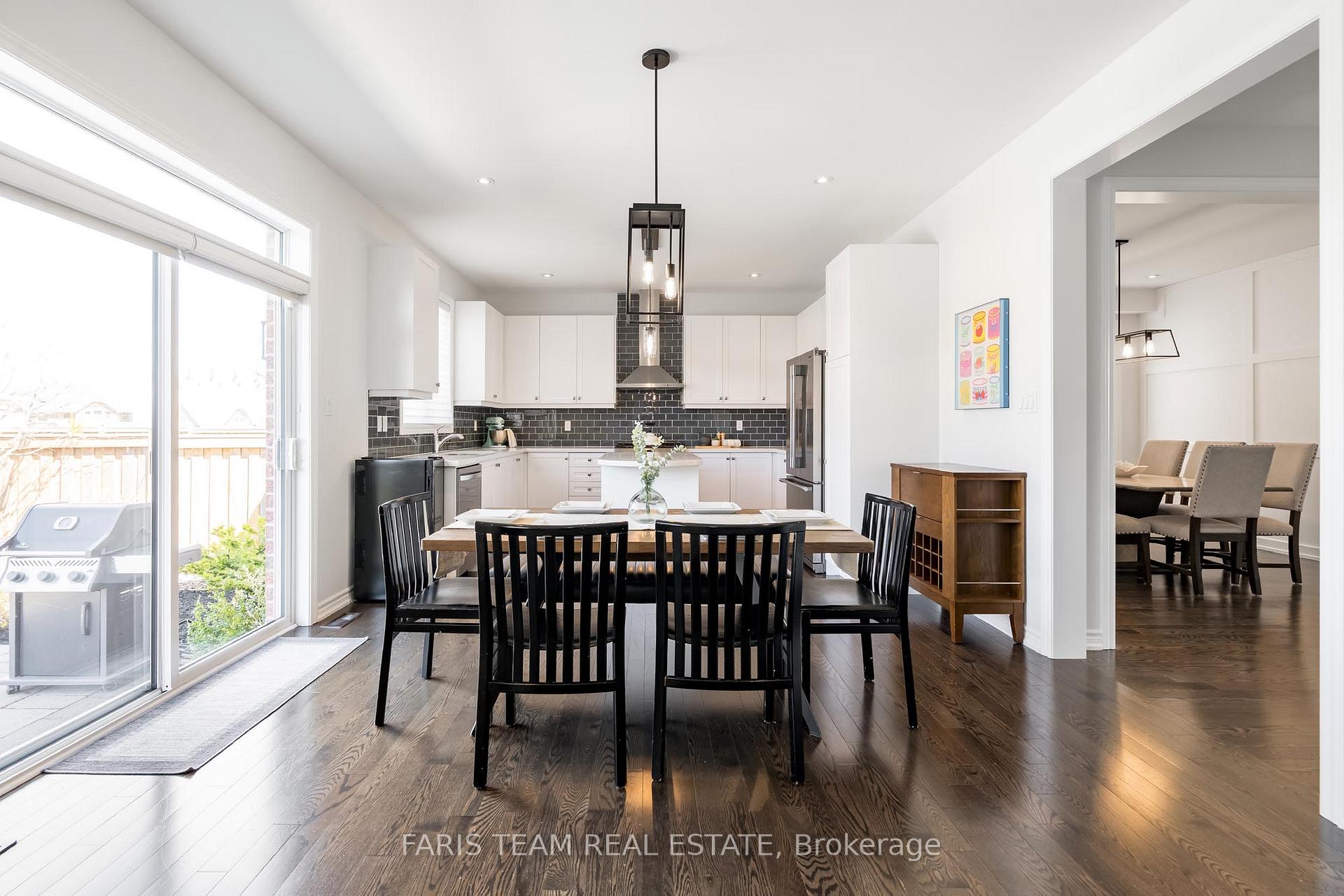 Photo 8 of 14 Marks Road, Springwater, Centre Vespra — HOMEH