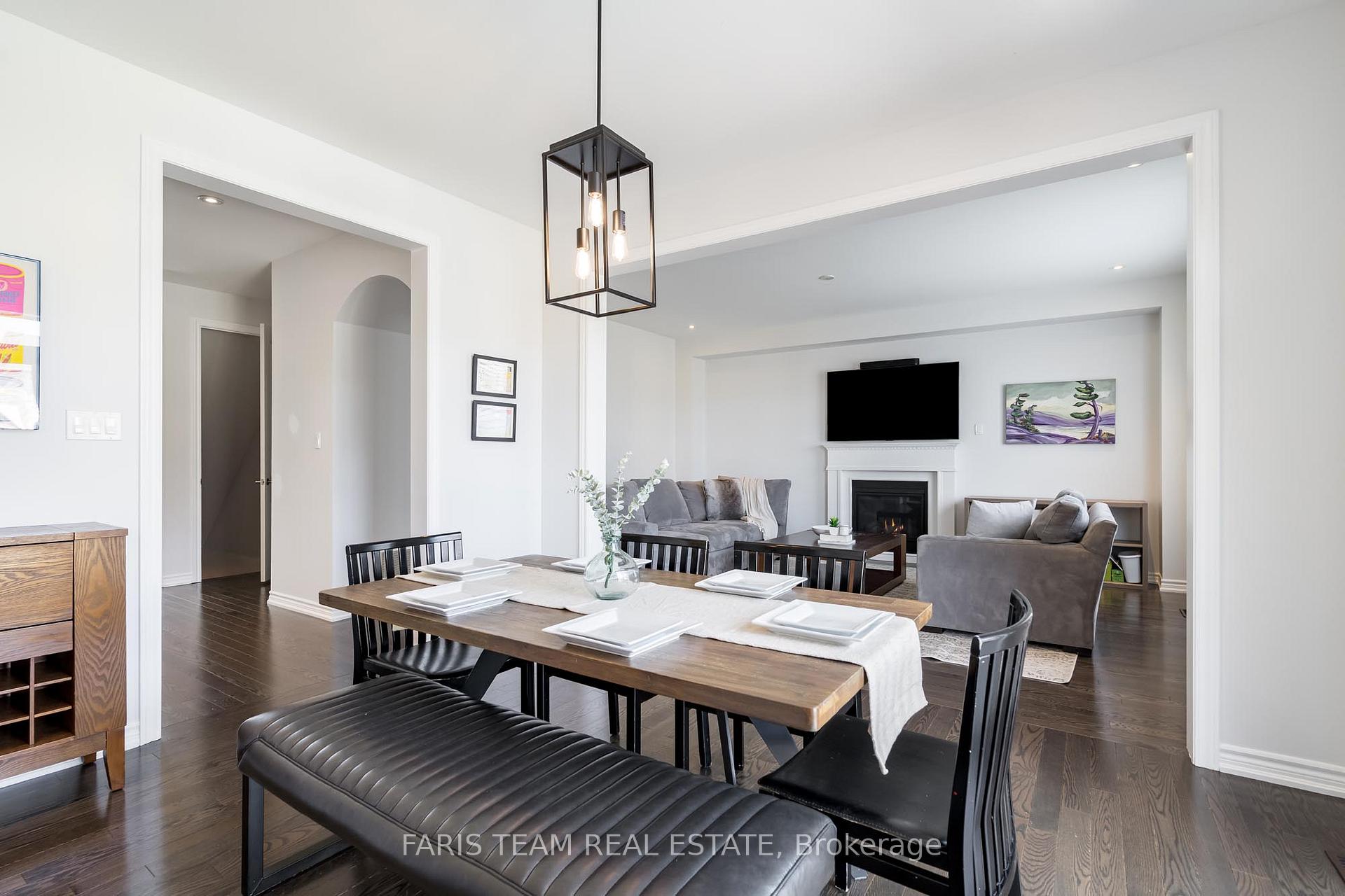 Photo 9 of 14 Marks Road, Springwater, Centre Vespra — HOMEH