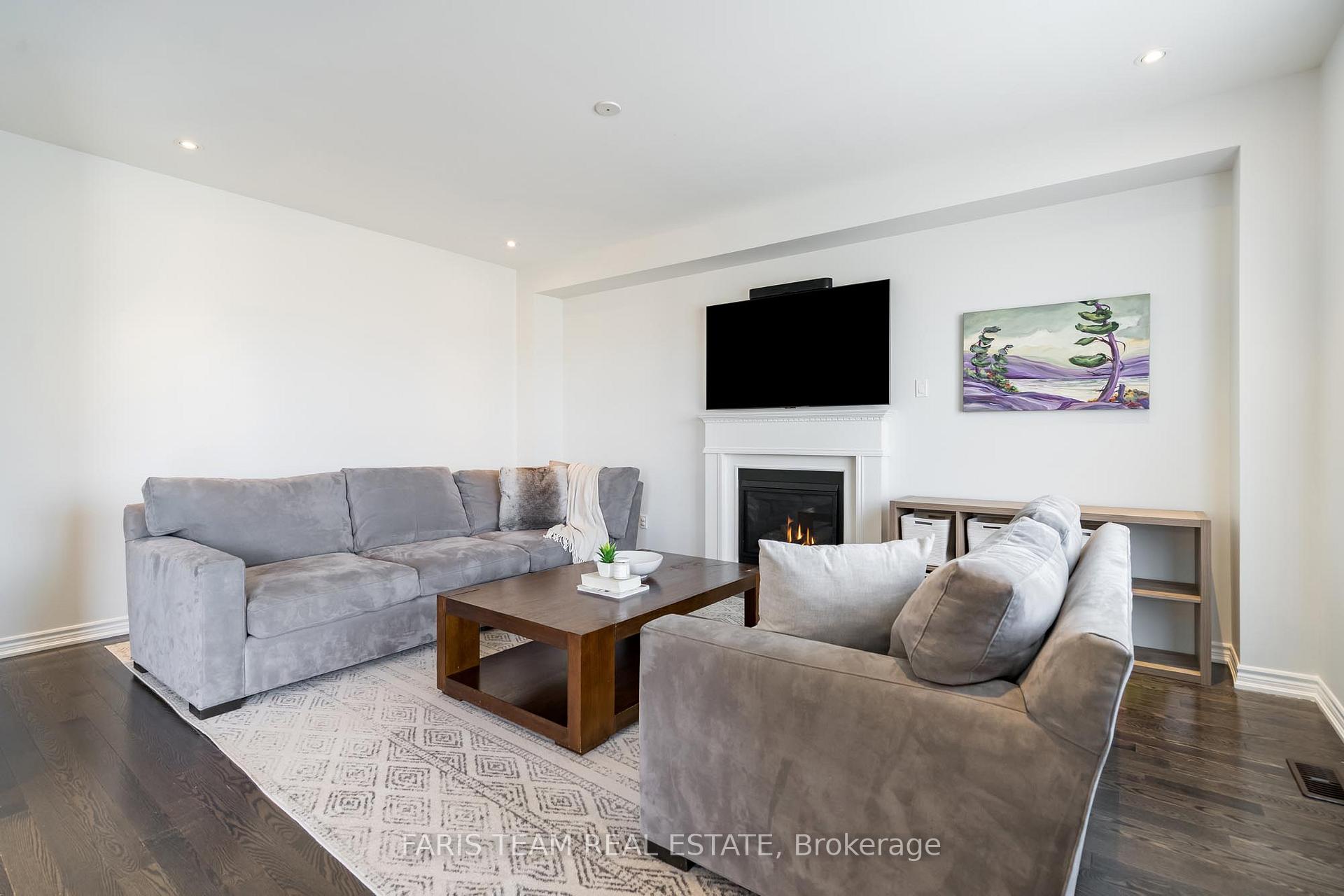 Photo 12 of 14 Marks Road, Springwater, Centre Vespra — HOMEH
