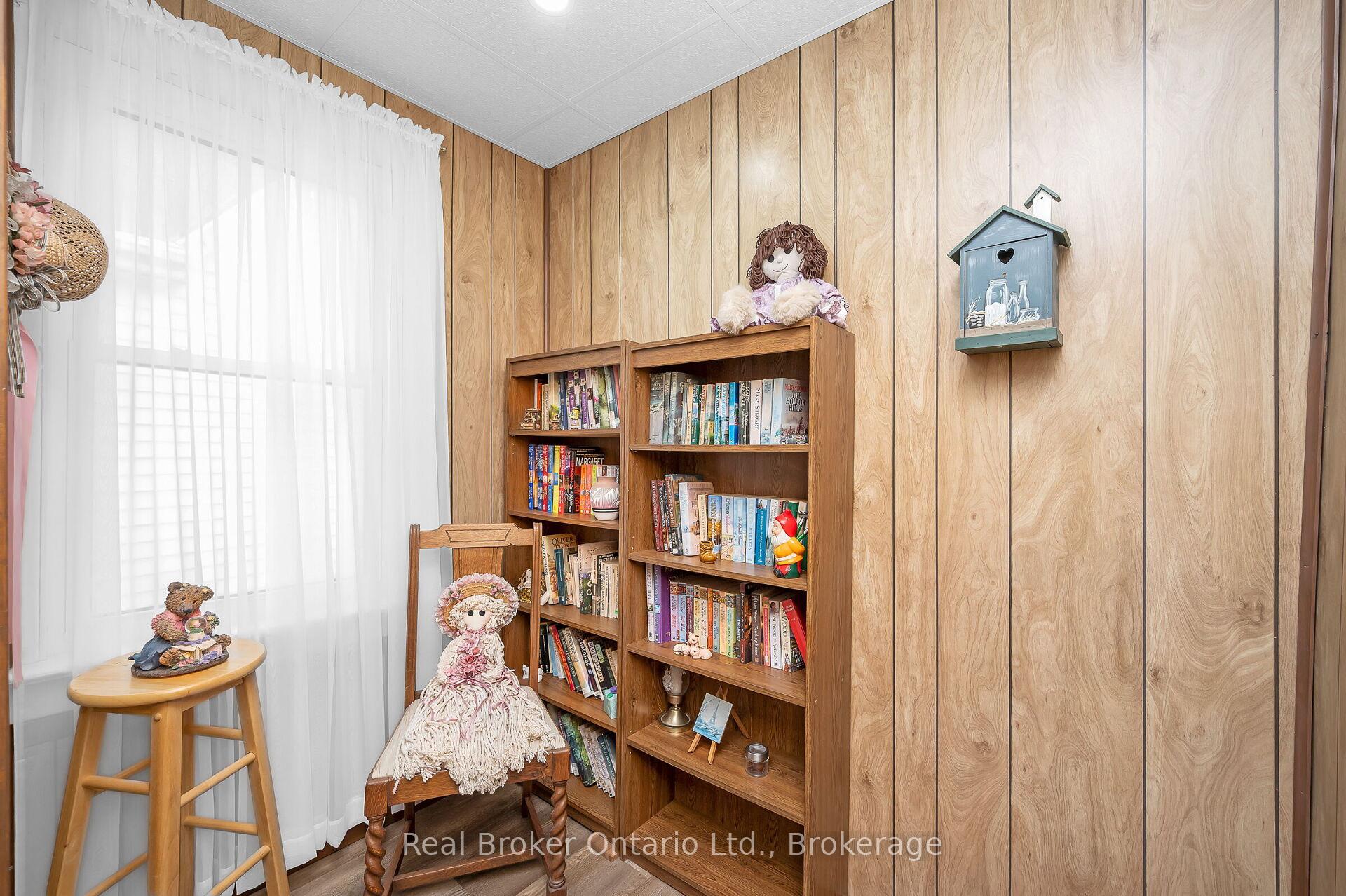 Photo 12 of 28-1/2 Pelham Road, St. Catharines, Western Hill — HOMEH