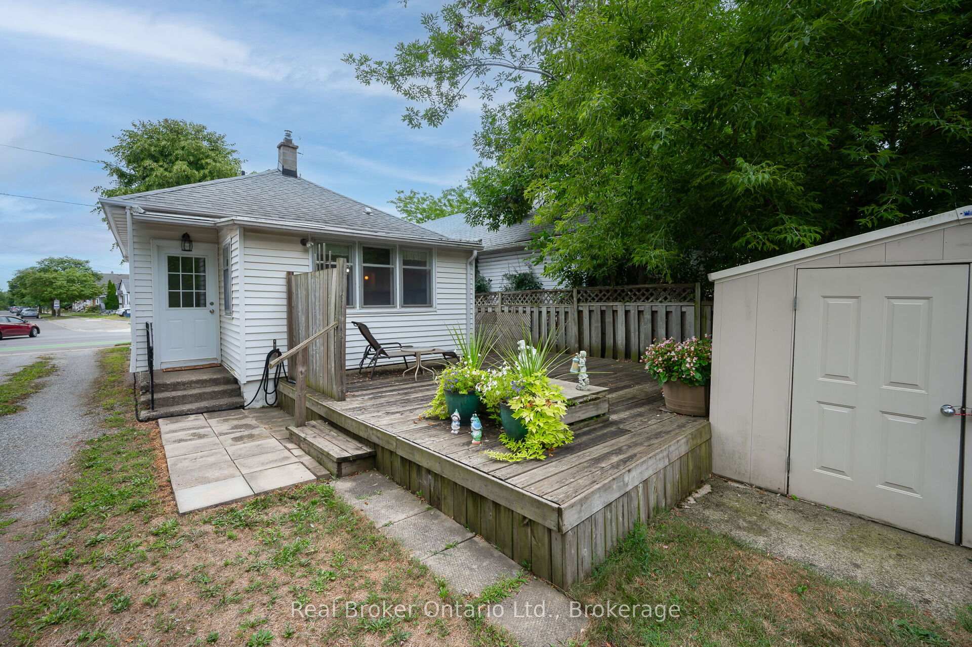 Photo 19 of 28-1/2 Pelham Road, St. Catharines, Western Hill — HOMEH