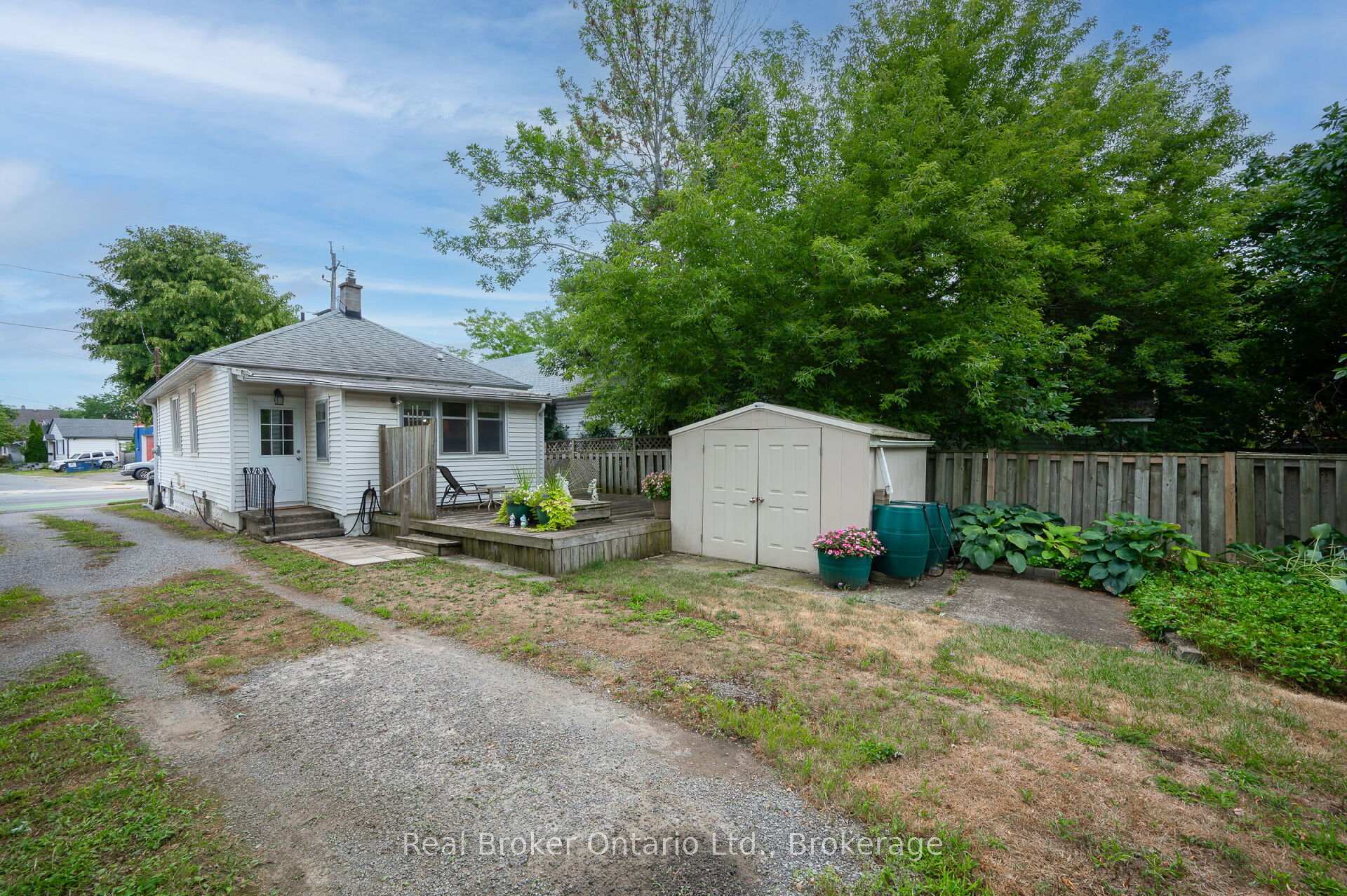 Photo 21 of 28-1/2 Pelham Road, St. Catharines, Western Hill — HOMEH