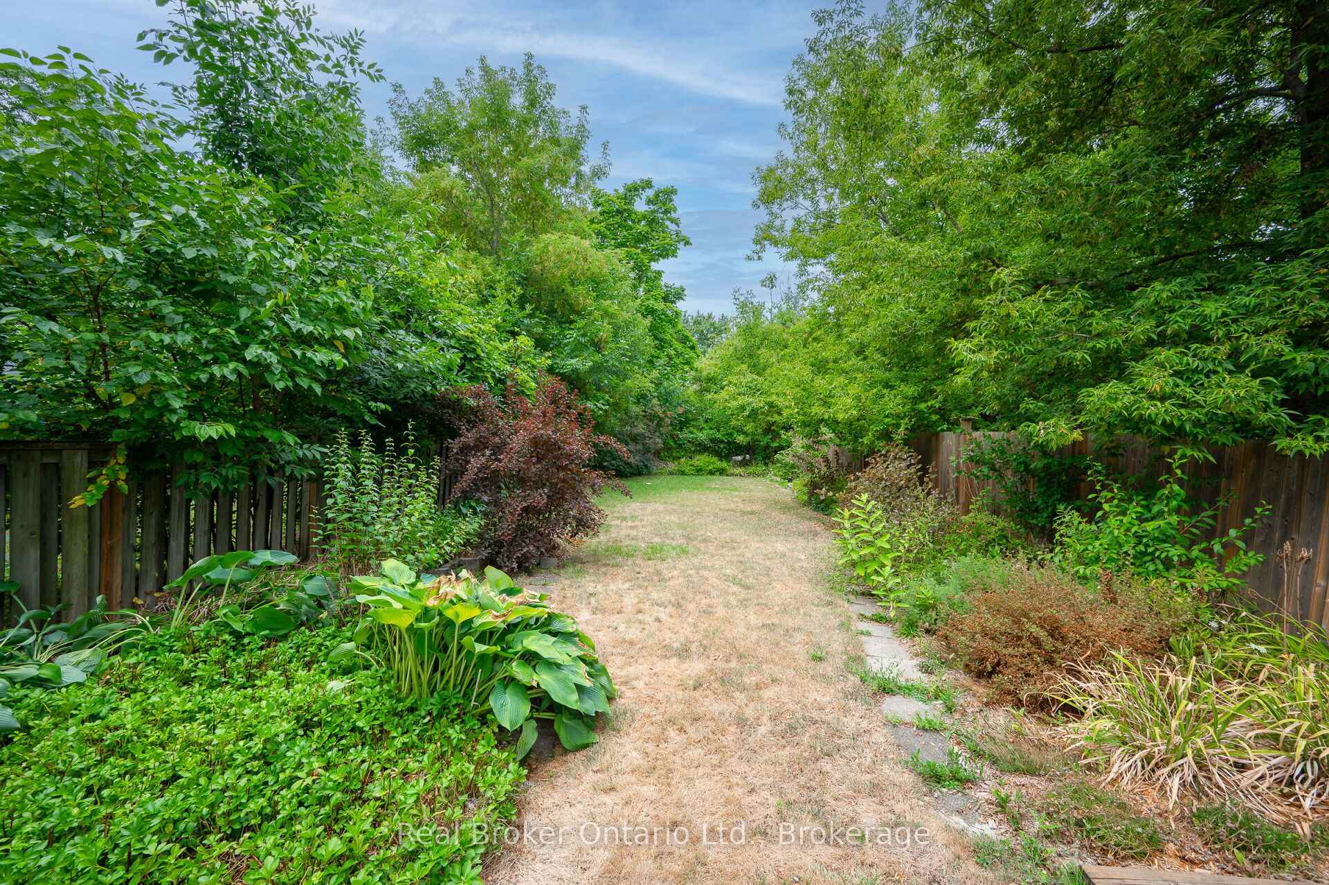 Photo 22 of 28-1/2 Pelham Road, St. Catharines, Western Hill — HOMEH