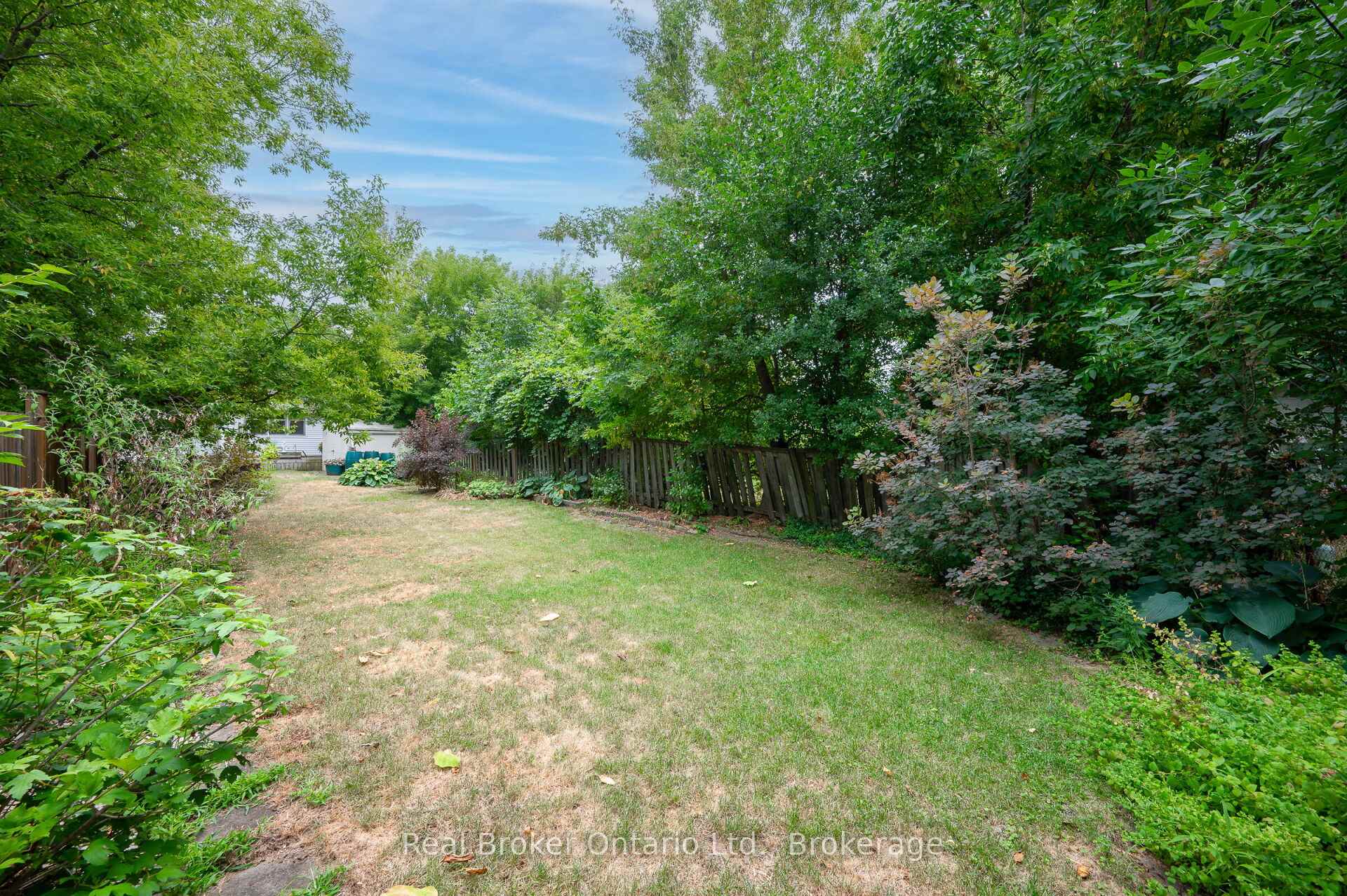 Photo 23 of 28-1/2 Pelham Road, St. Catharines, Western Hill — HOMEH