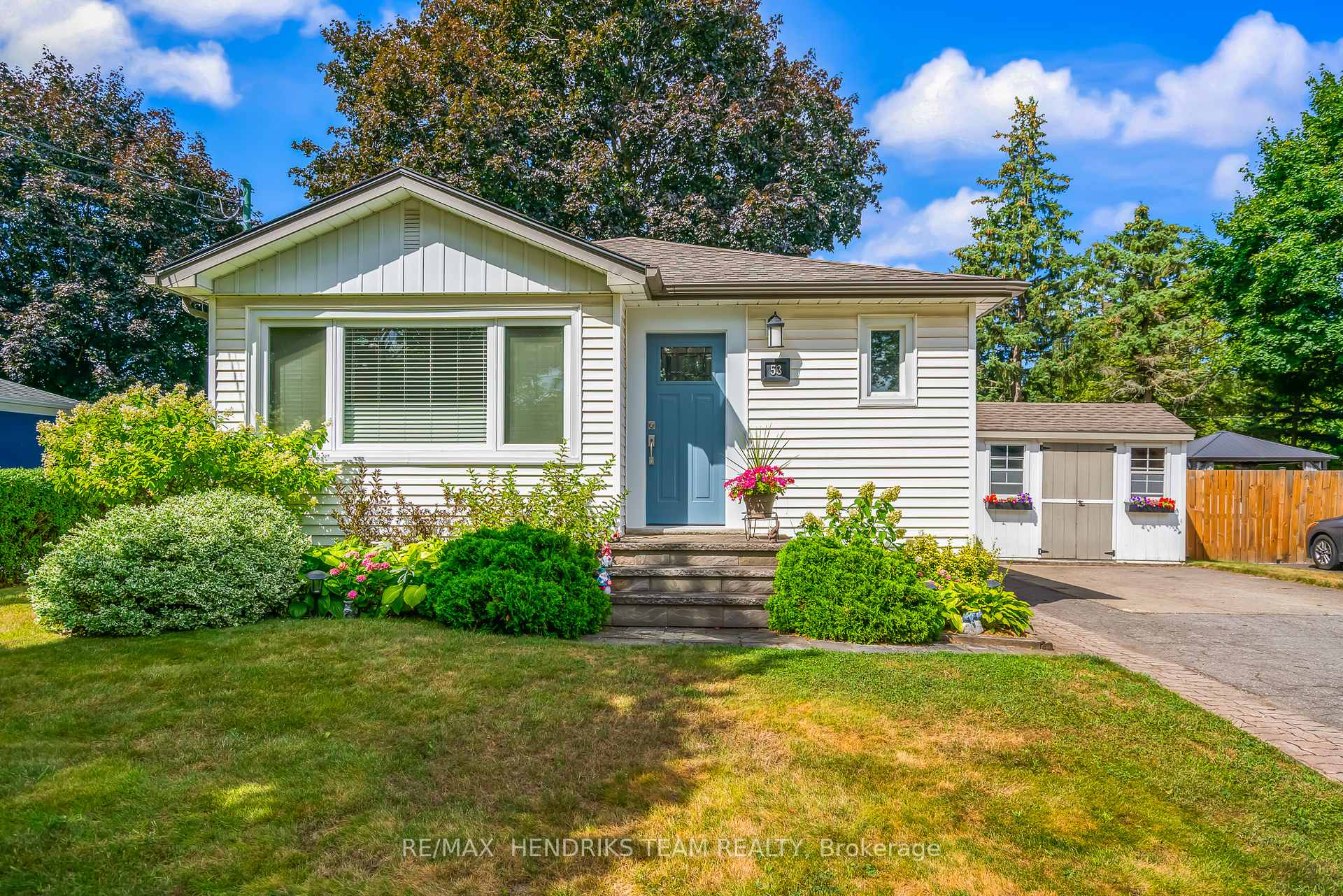 Photo 1 of 53 Dunkeld Avenue, St. Catharines, Carlton/Bunting — HOMEH
