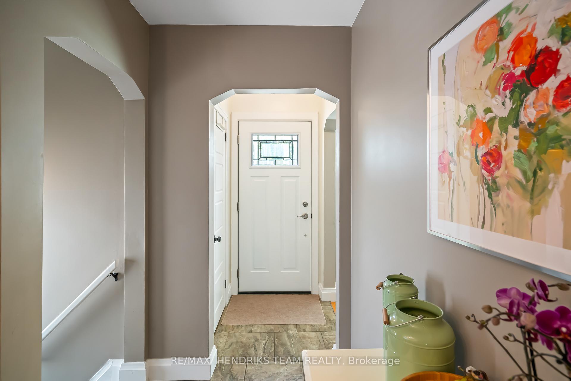 Photo 5 of 53 Dunkeld Avenue, St. Catharines, Carlton/Bunting — HOMEH