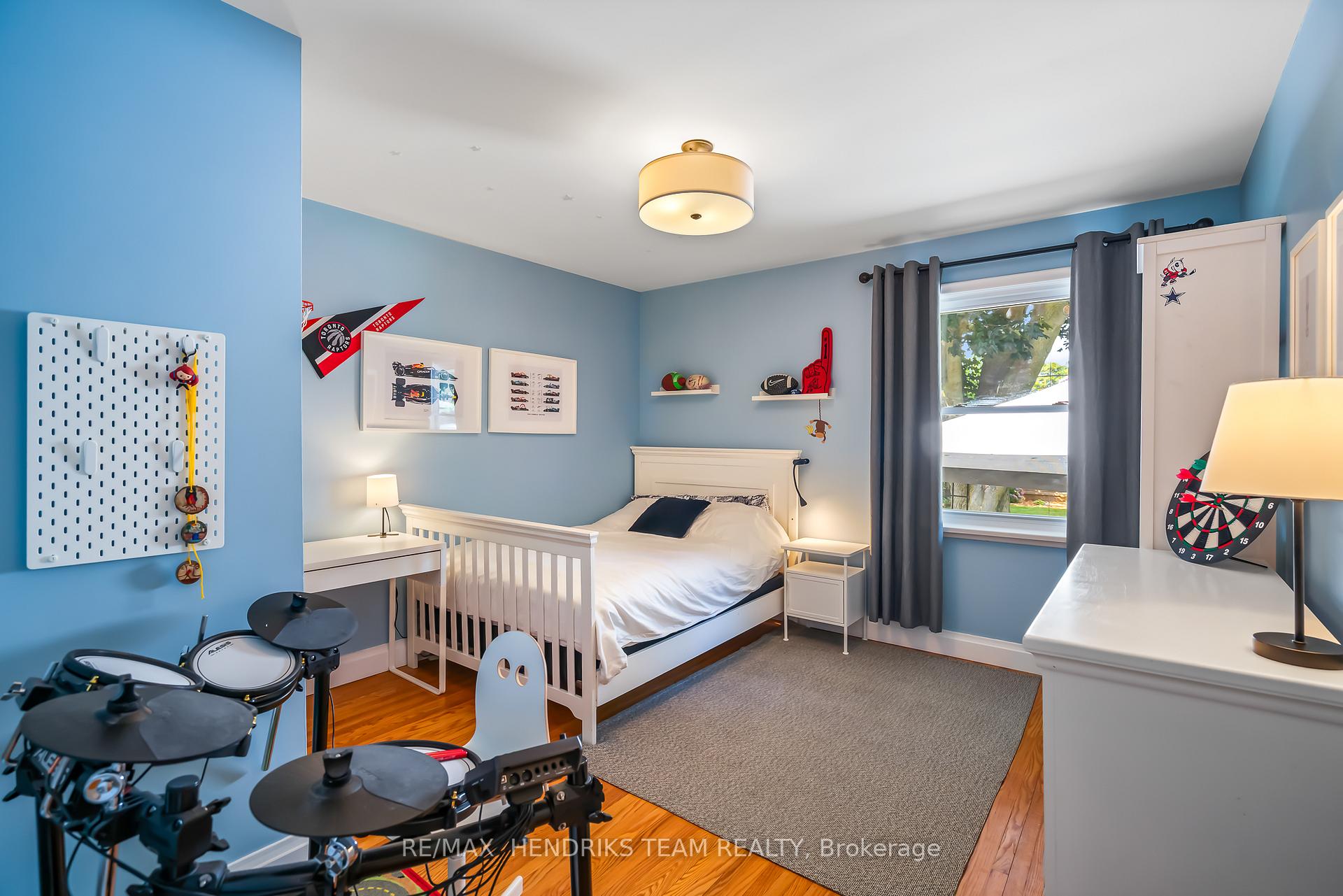 Photo 15 of 53 Dunkeld Avenue, St. Catharines, Carlton/Bunting — HOMEH