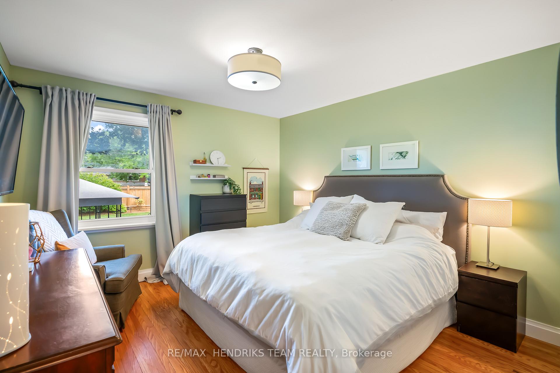 Photo 16 of 53 Dunkeld Avenue, St. Catharines, Carlton/Bunting — HOMEH