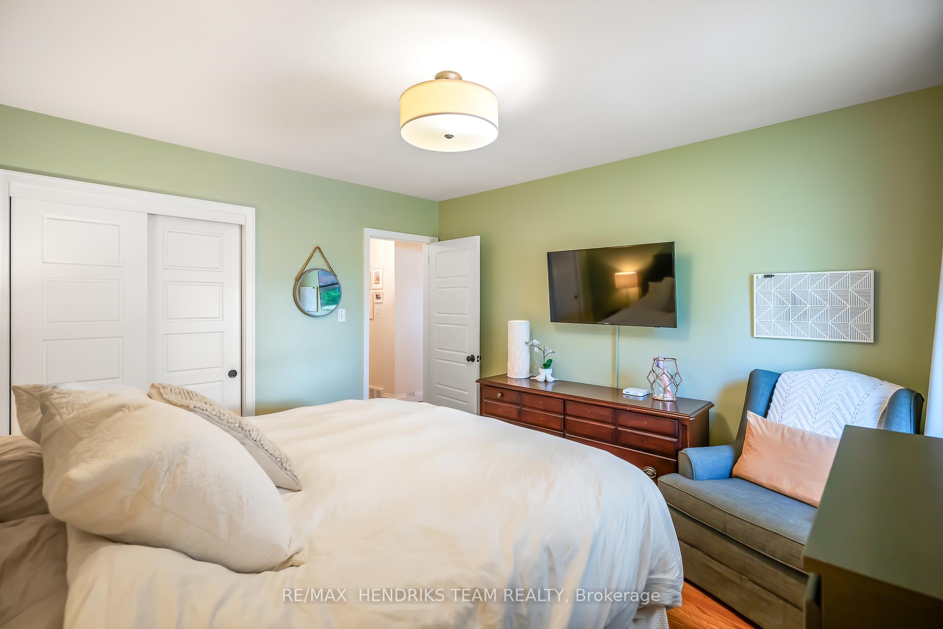 Photo 17 of 53 Dunkeld Avenue, St. Catharines, Carlton/Bunting — HOMEH