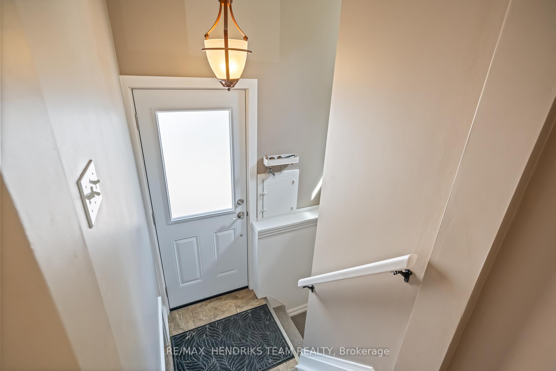 Photo 19 of 53 Dunkeld Avenue, St. Catharines, Carlton/Bunting — HOMEH