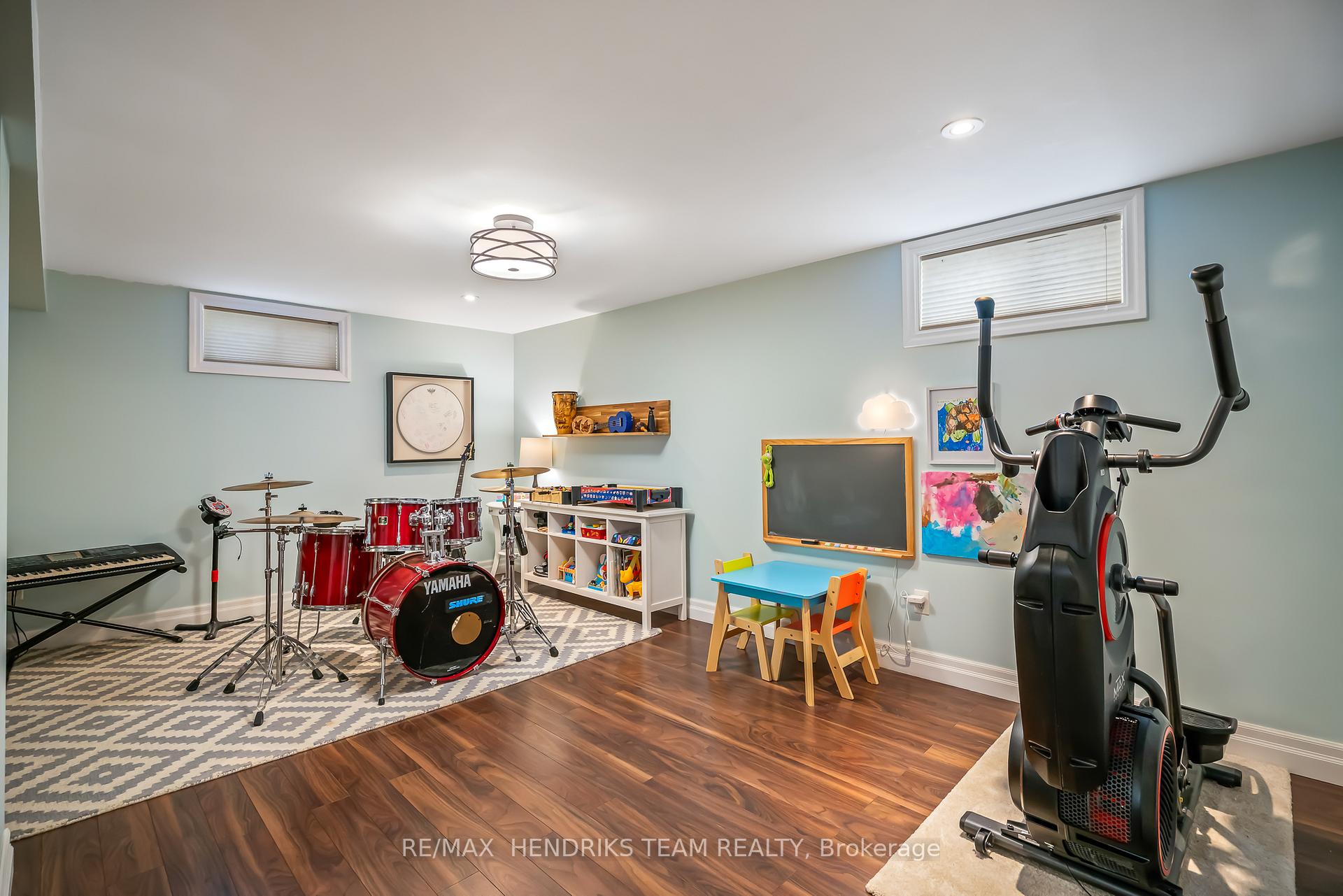 Photo 26 of 53 Dunkeld Avenue, St. Catharines, Carlton/Bunting — HOMEH