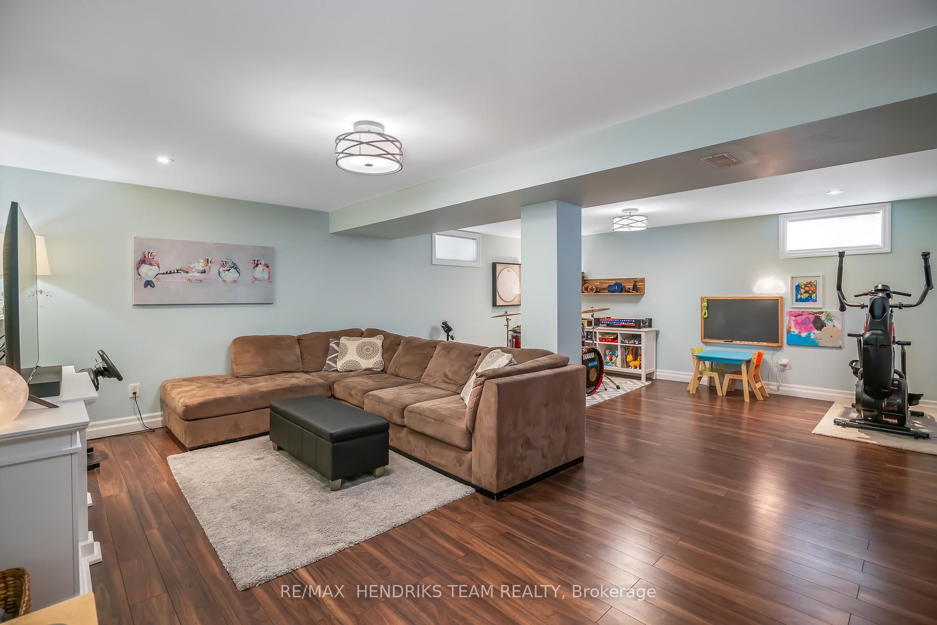 Photo 27 of 53 Dunkeld Avenue, St. Catharines, Carlton/Bunting — HOMEH