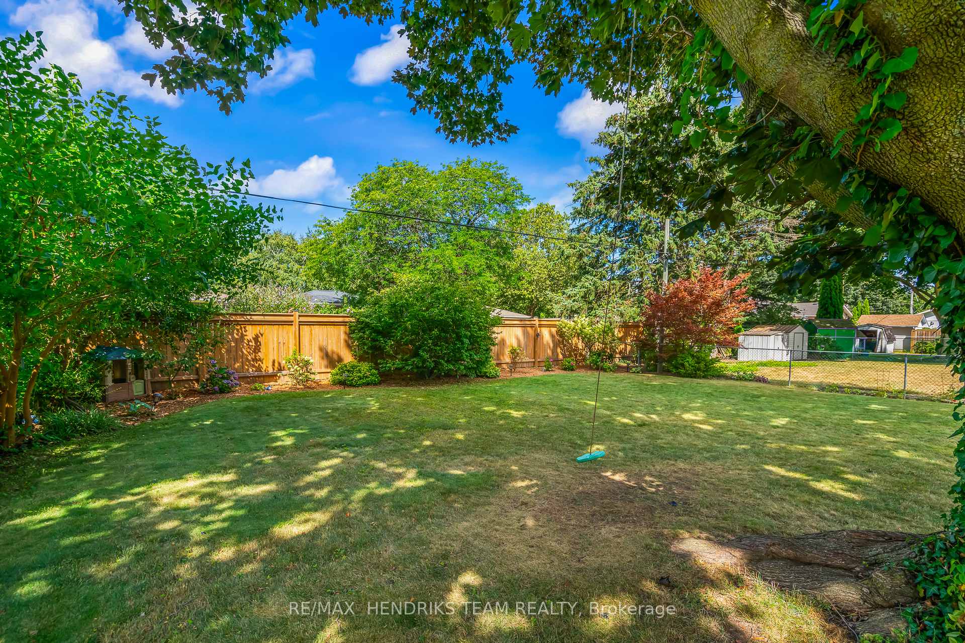Photo 33 of 53 Dunkeld Avenue, St. Catharines, Carlton/Bunting — HOMEH