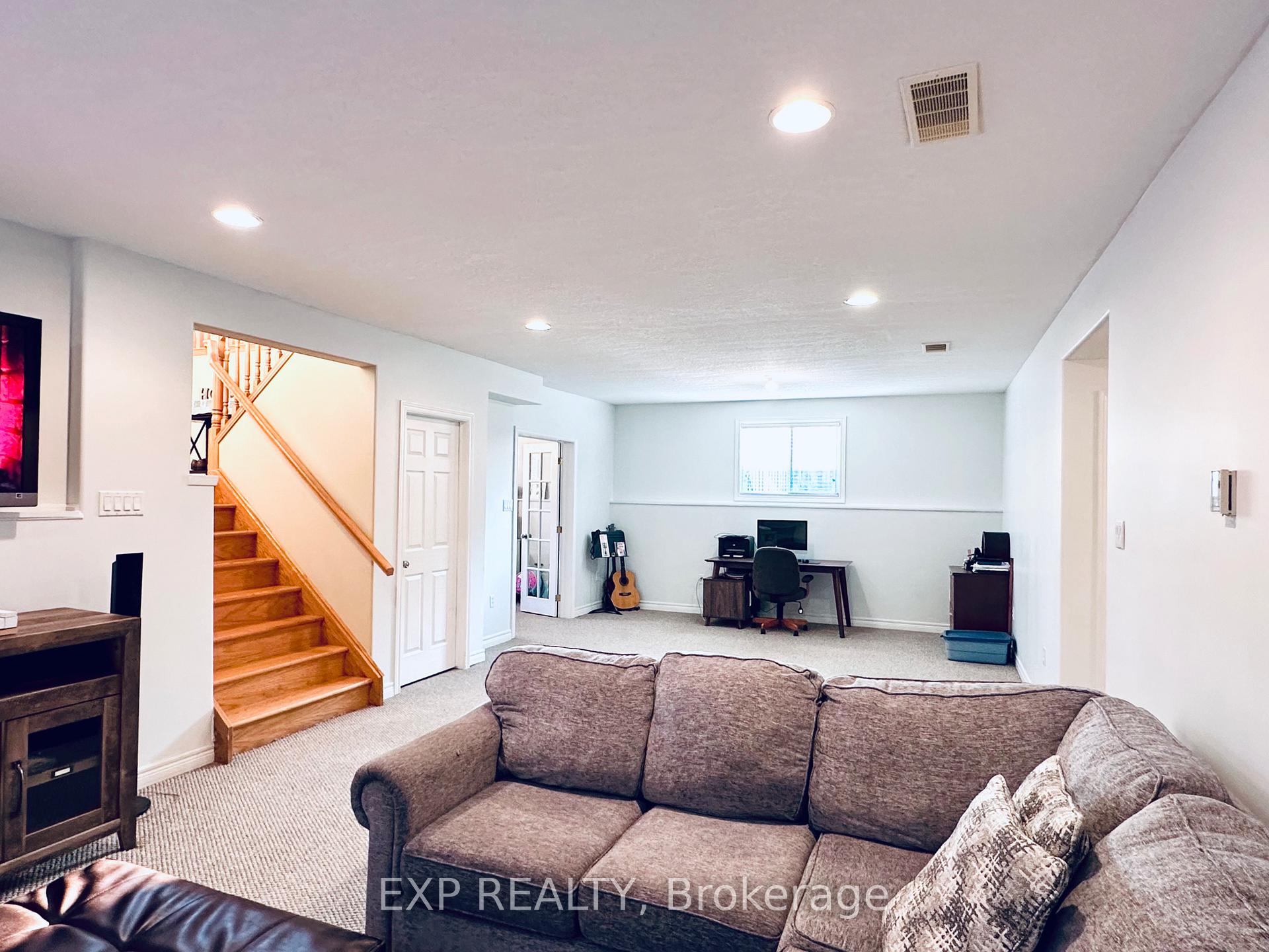 Photo 28 of 1 Falconridge Court, St. Thomas — HOMEH