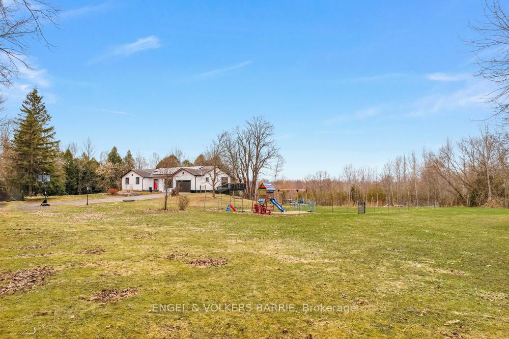 Photo 3 of 2509 George Johnston Road, Springwater, Snow Valley — HOMEH