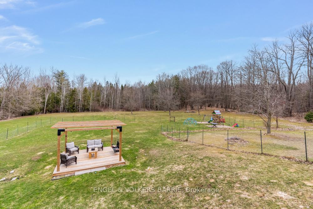 Photo 4 of 2509 George Johnston Road, Springwater, Snow Valley — HOMEH