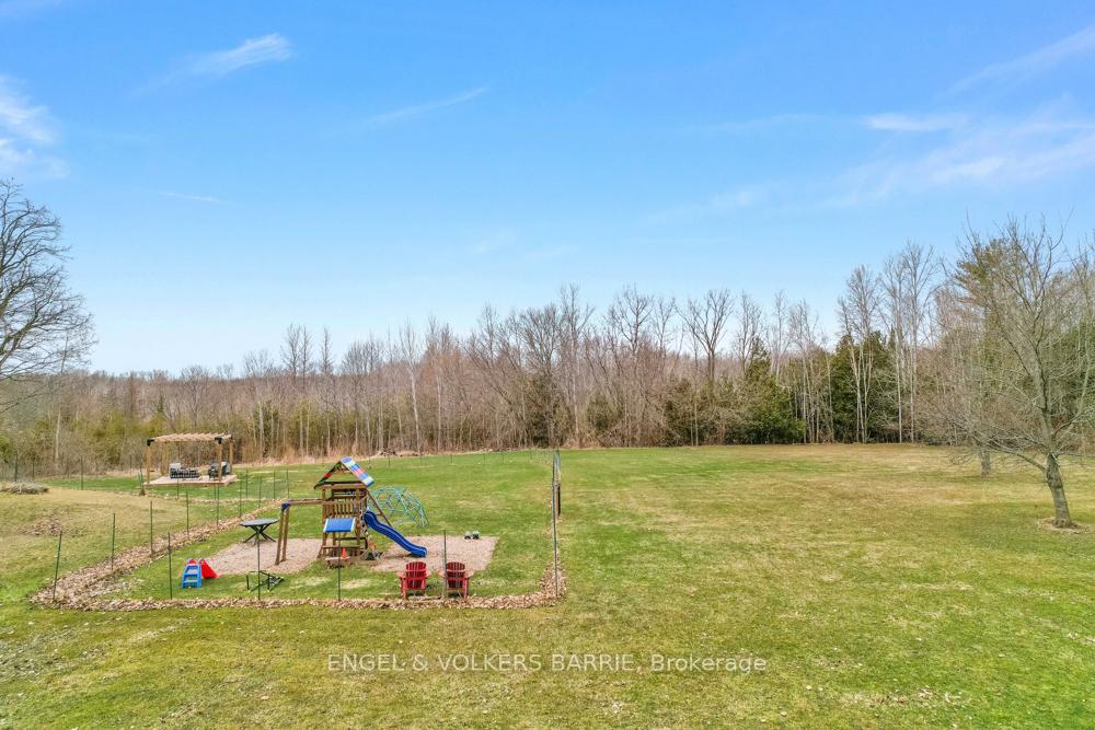 Photo 6 of 2509 George Johnston Road, Springwater, Snow Valley — HOMEH