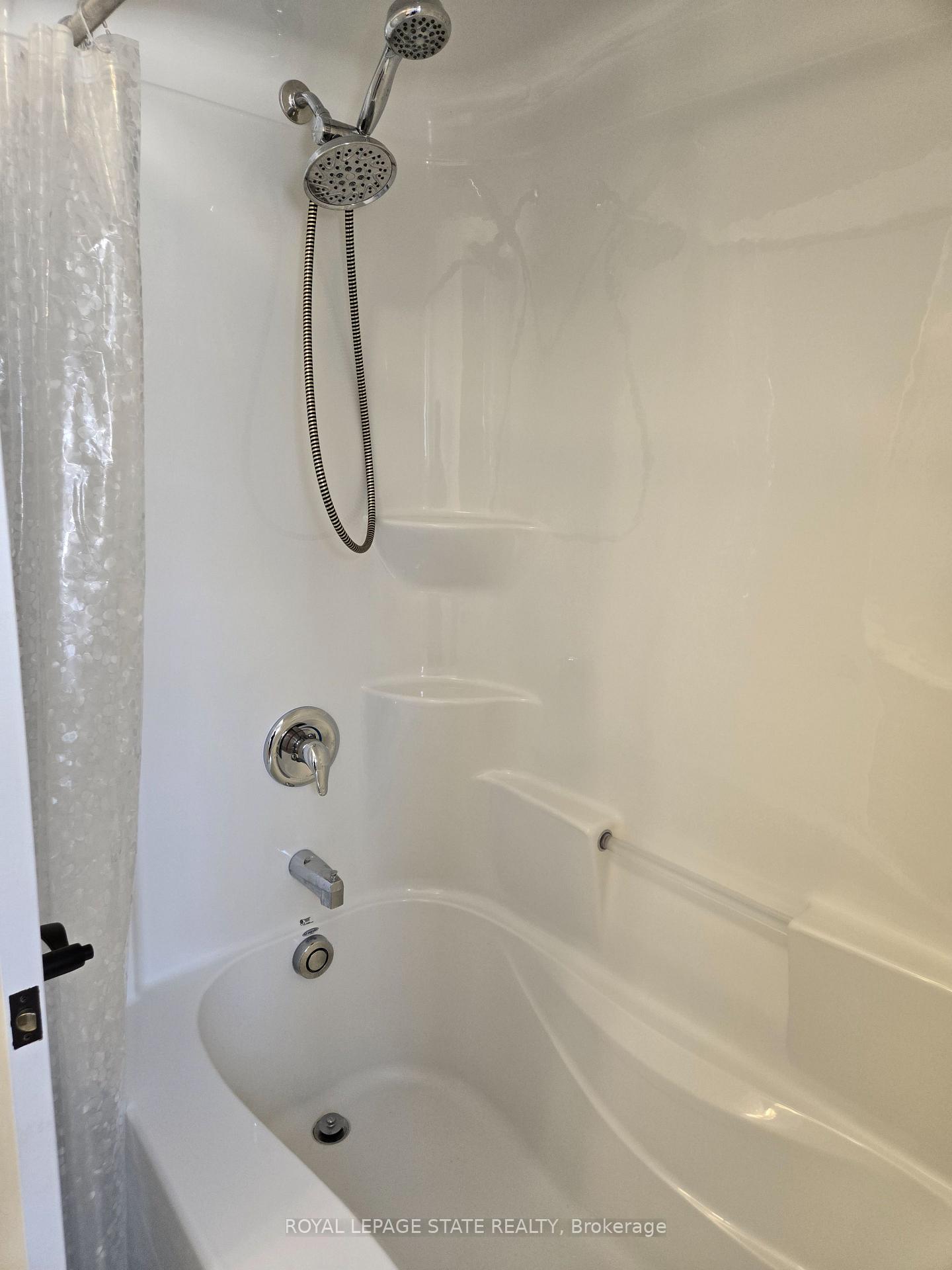 Photo 19 of 15 Dunning Way, St. Thomas — HOMEH