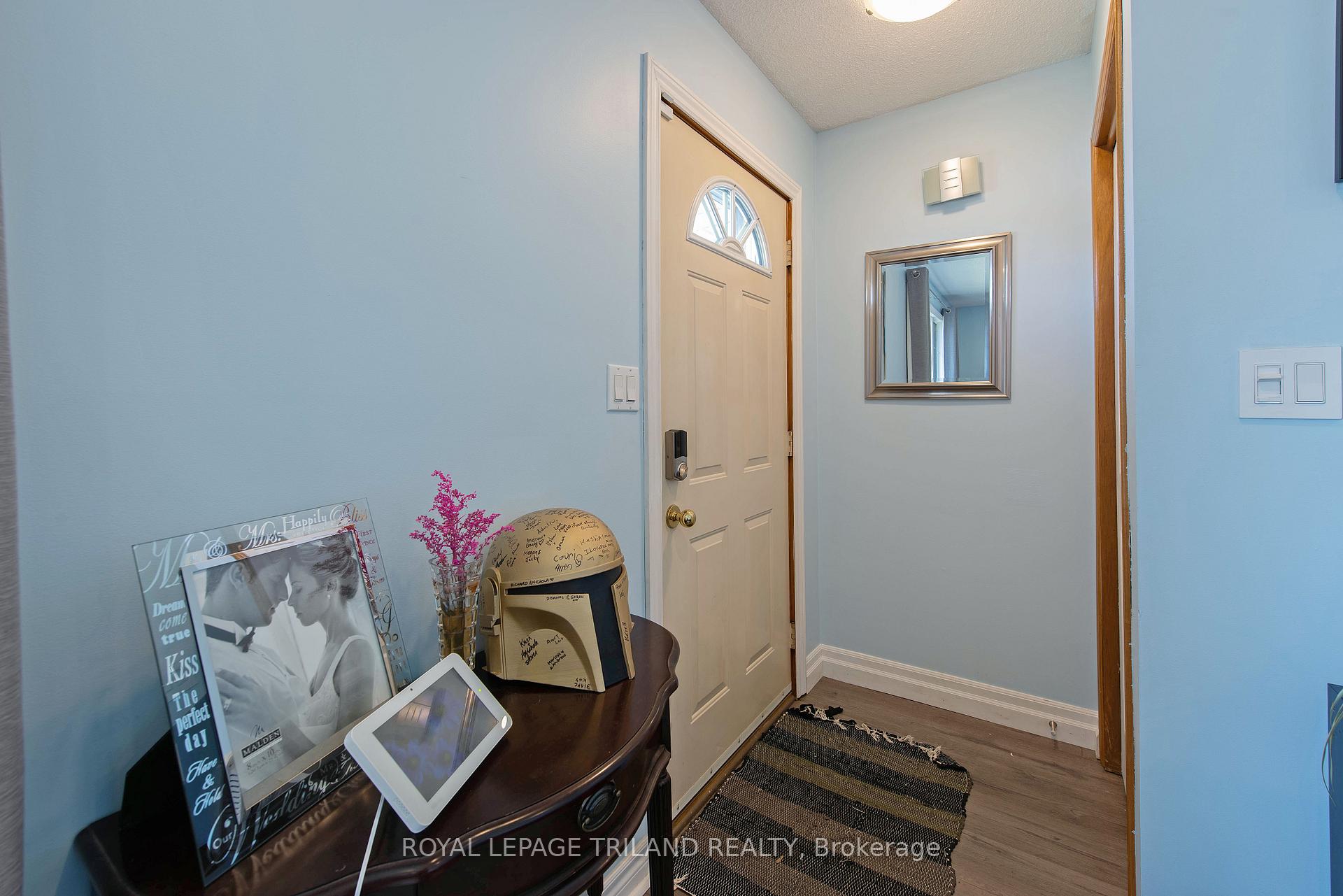 Photo 4 of 7 Golding Place, St. Thomas — HOMEH