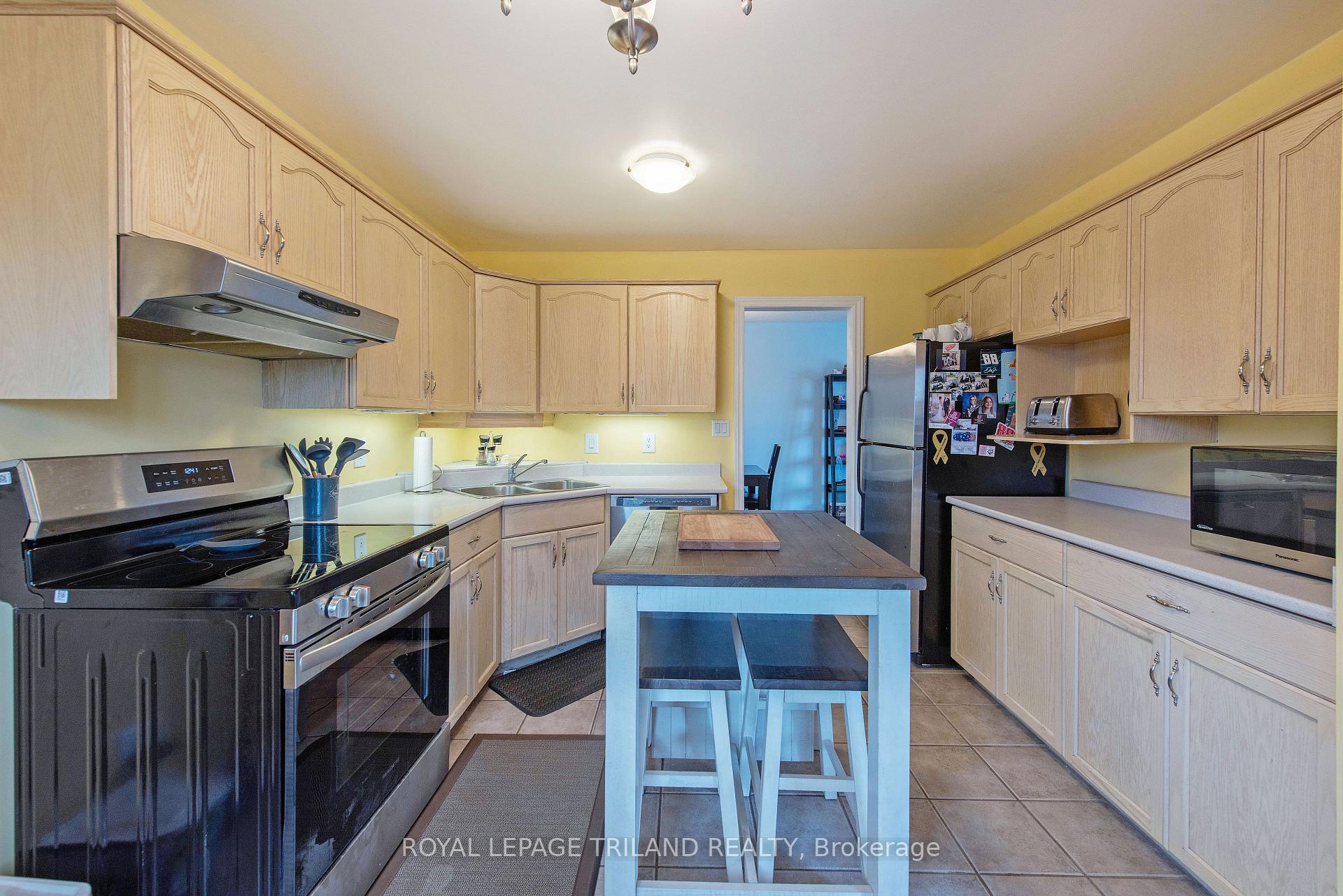 Photo 17 of 7 Golding Place, St. Thomas — HOMEH