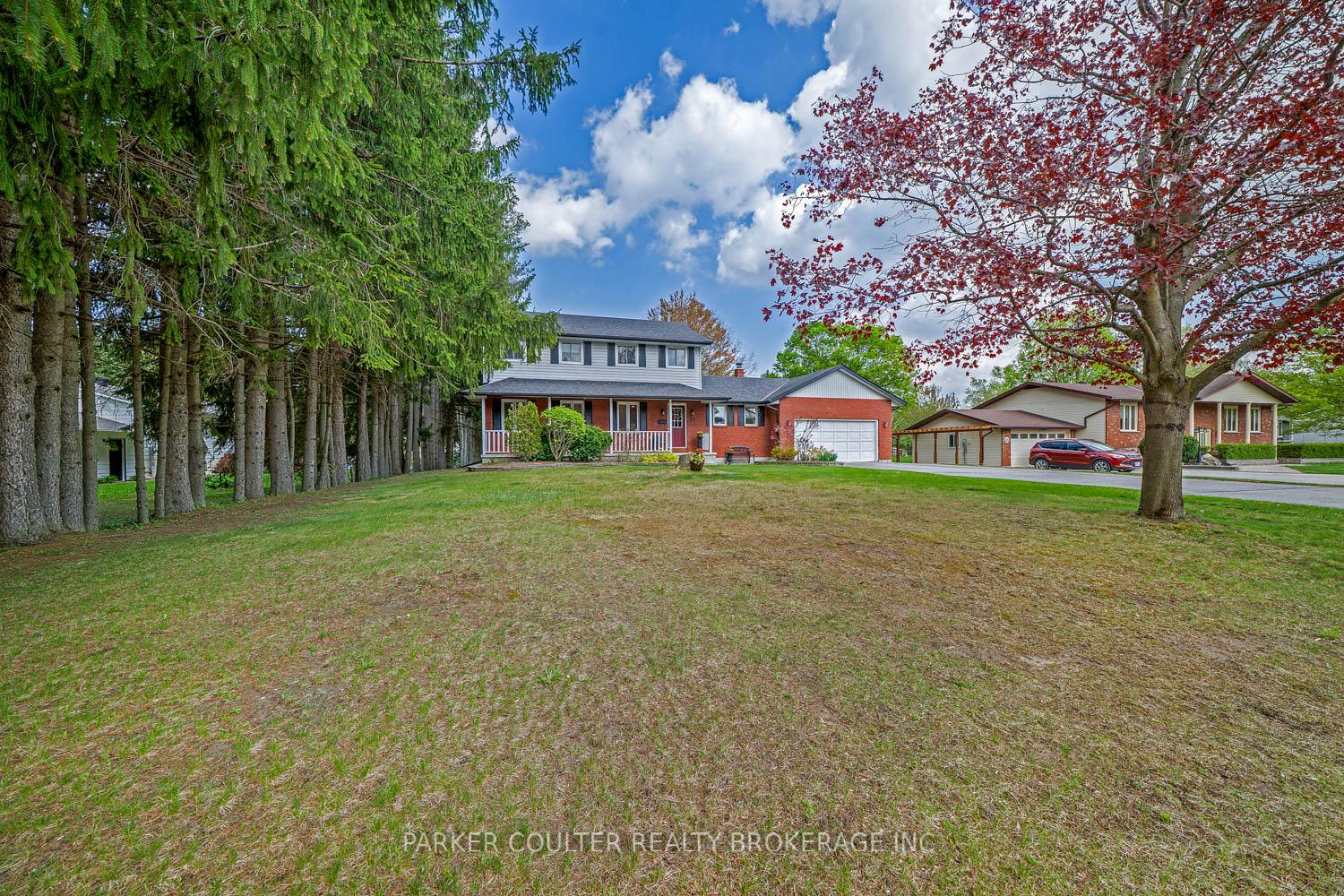 Photo 2 of 41 Lawrence Avenue, Springwater, Anten Mills — HOMEH