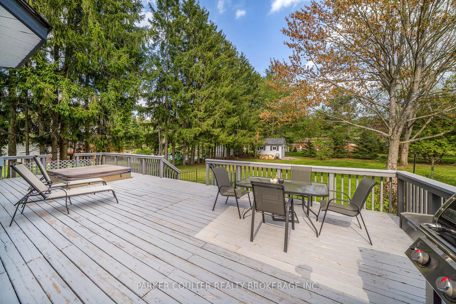 Photo 20 of 41 Lawrence Avenue, Springwater, Anten Mills — HOMEH