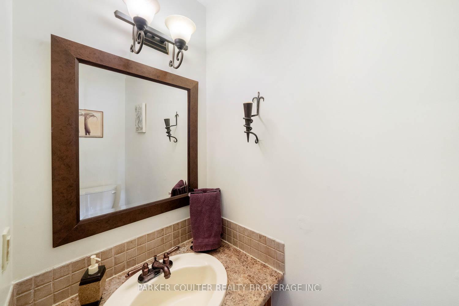 Photo 24 of 41 Lawrence Avenue, Springwater, Anten Mills — HOMEH