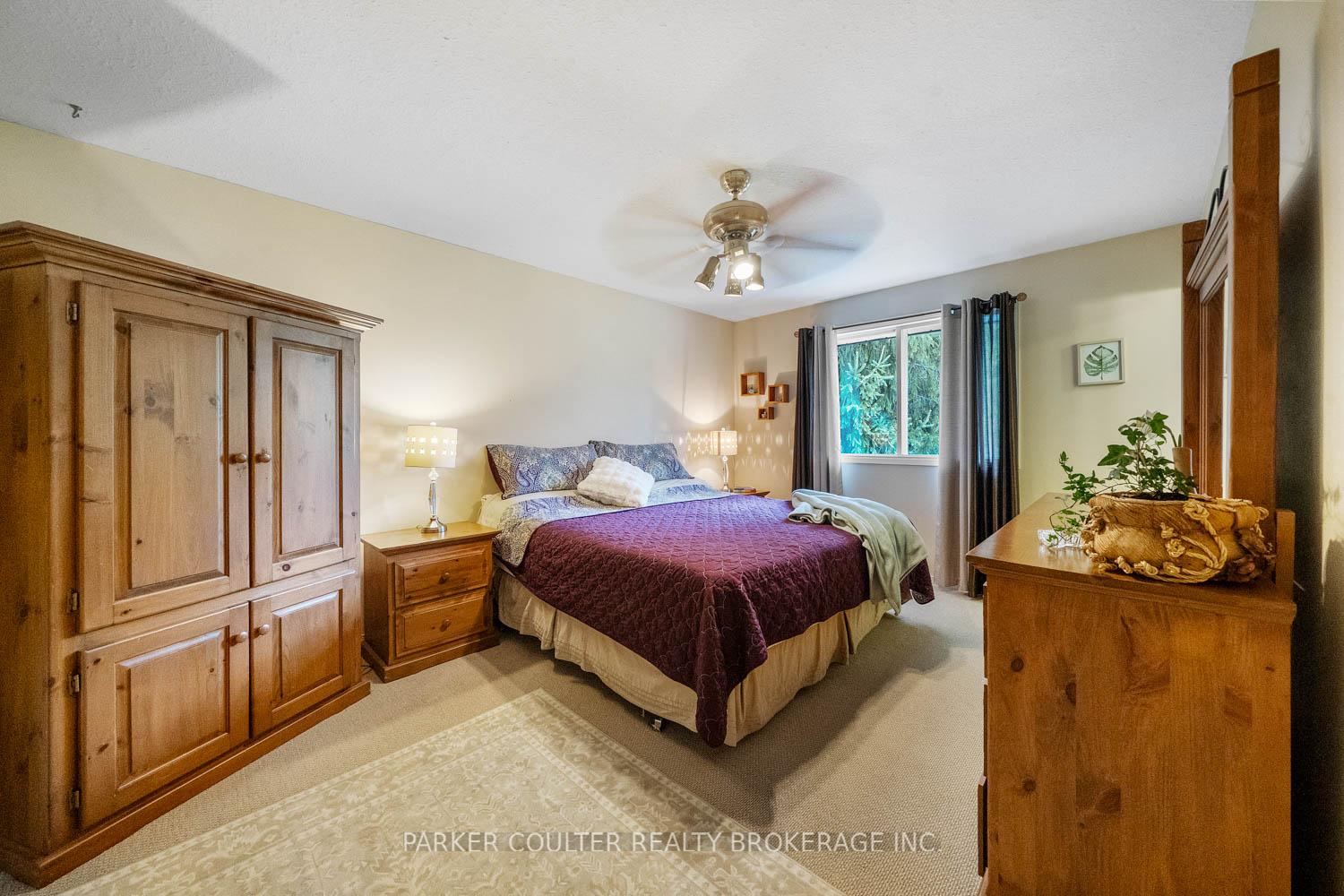 Photo 28 of 41 Lawrence Avenue, Springwater, Anten Mills — HOMEH