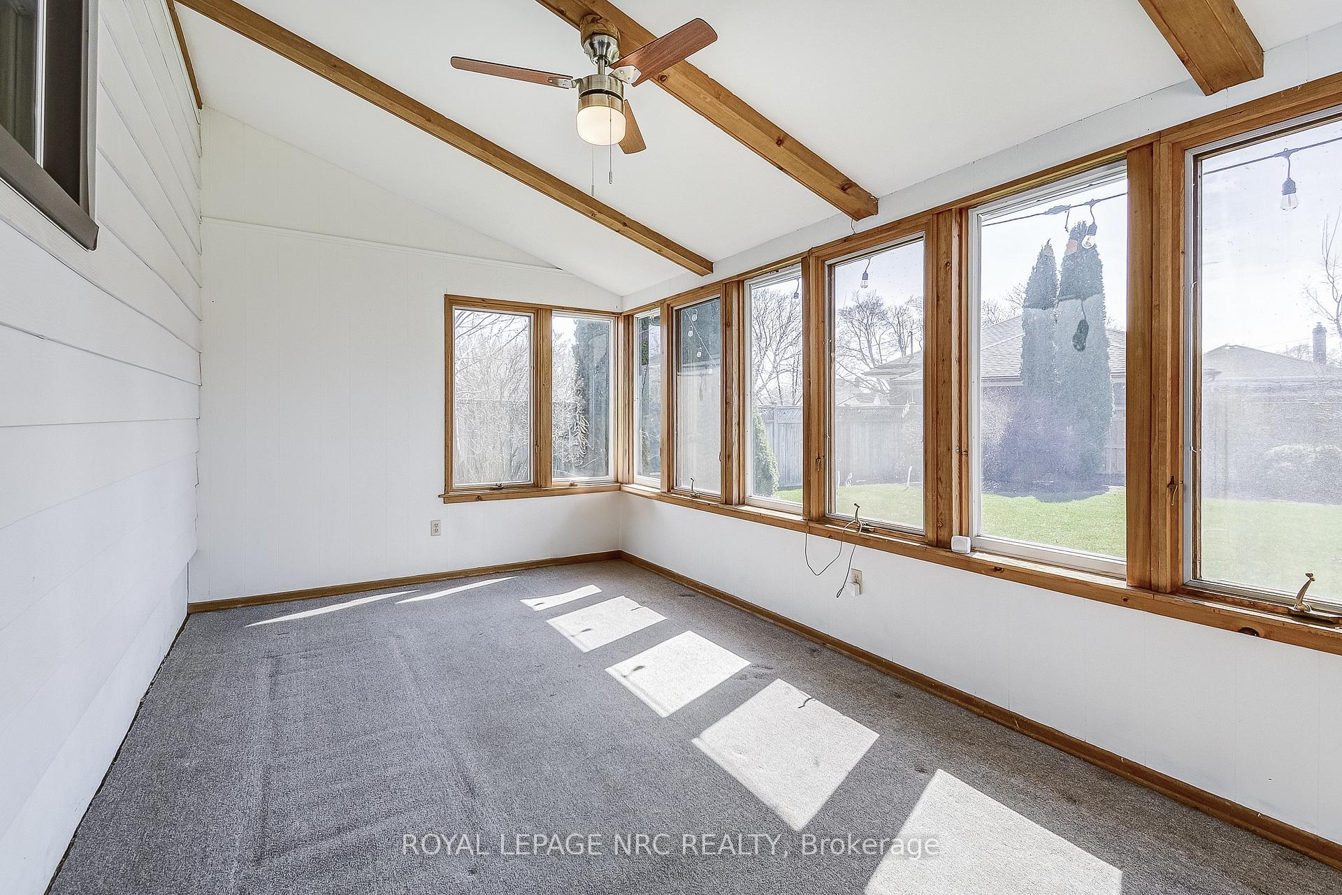 Photo 18 of 44 Windsor Road, St. Catharines, Vine/Linwell — HOMEH