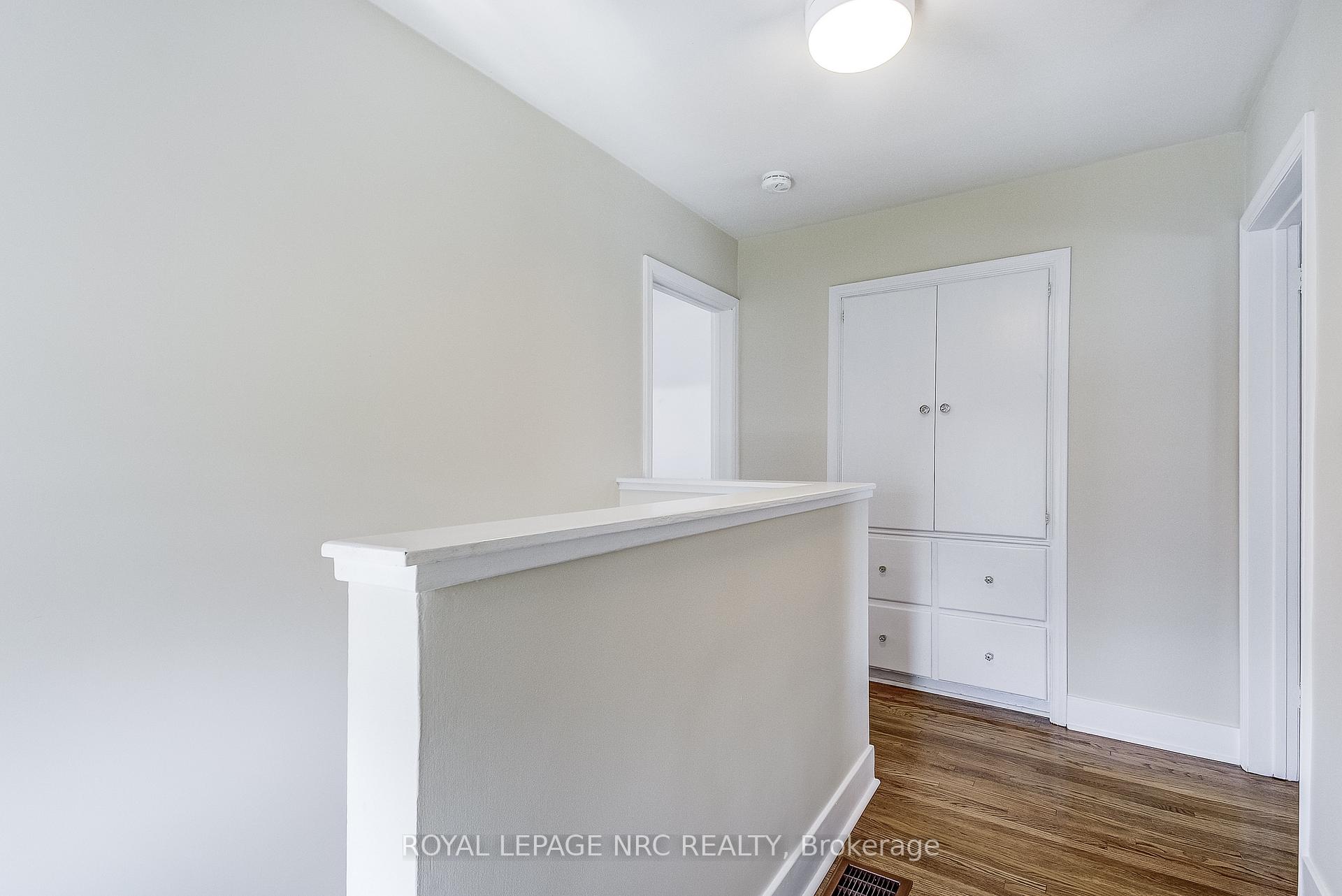 Photo 20 of 44 Windsor Road, St. Catharines, Vine/Linwell — HOMEH