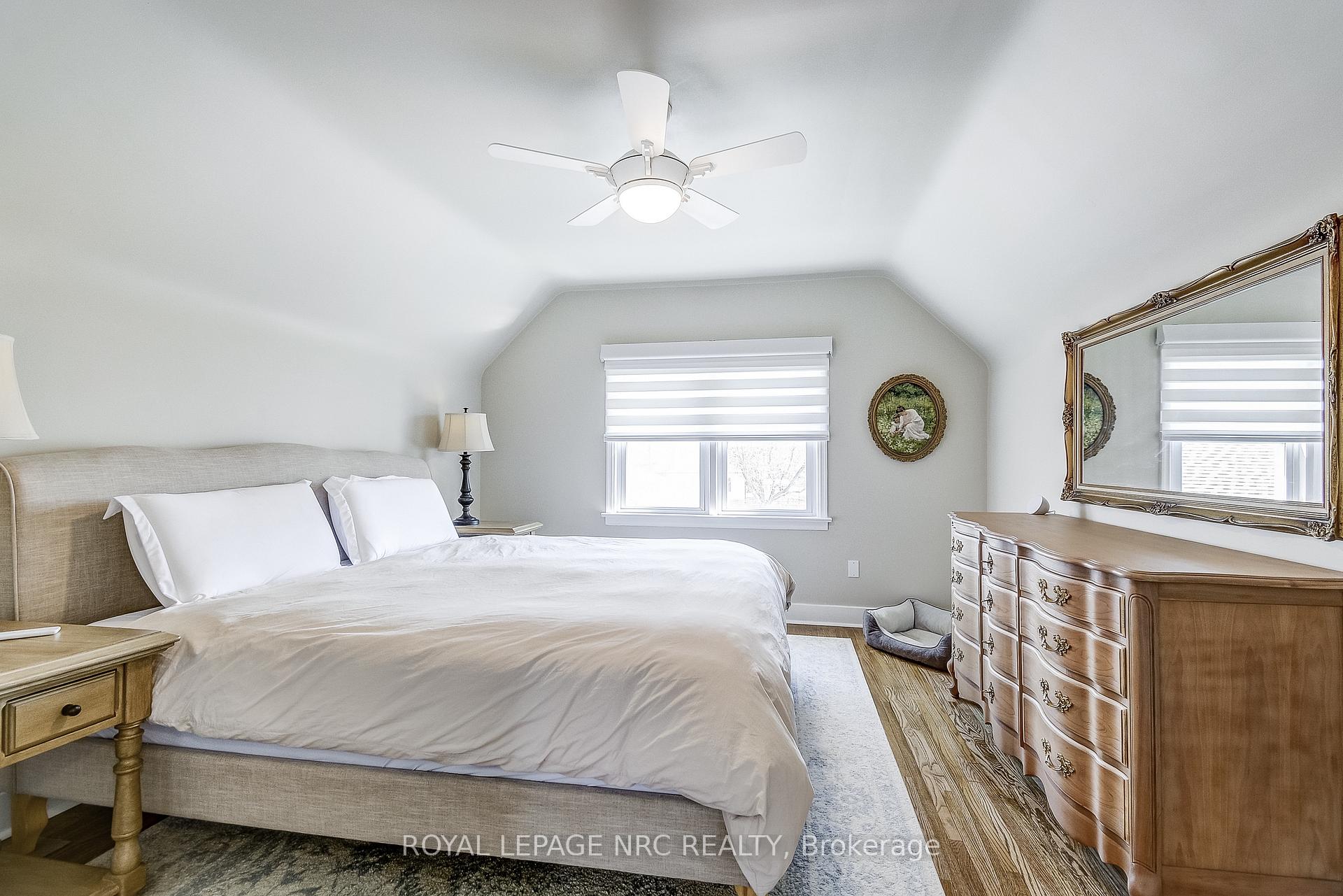 Photo 23 of 44 Windsor Road, St. Catharines, Vine/Linwell — HOMEH