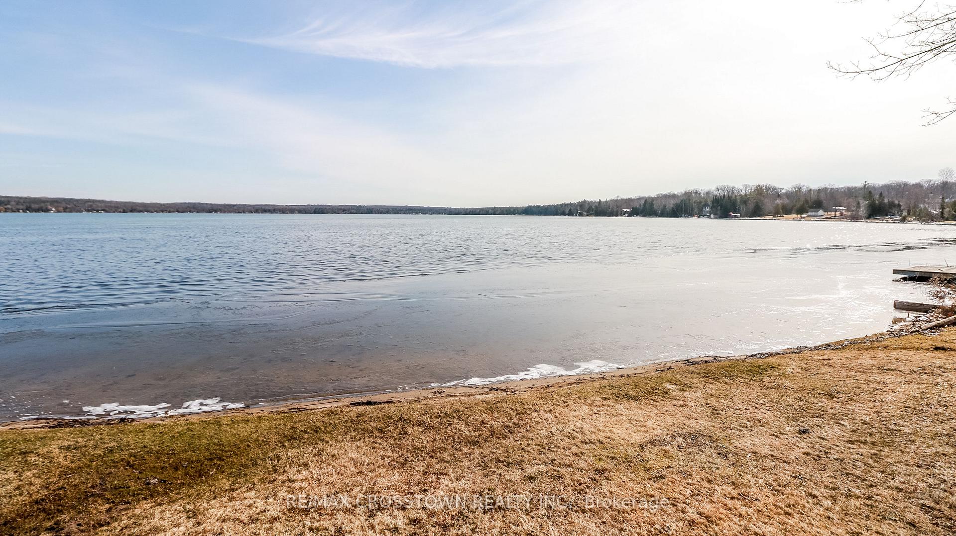 Photo 5 of 3093 Sandy Bend, Springwater, Rural Springwater — HOMEH