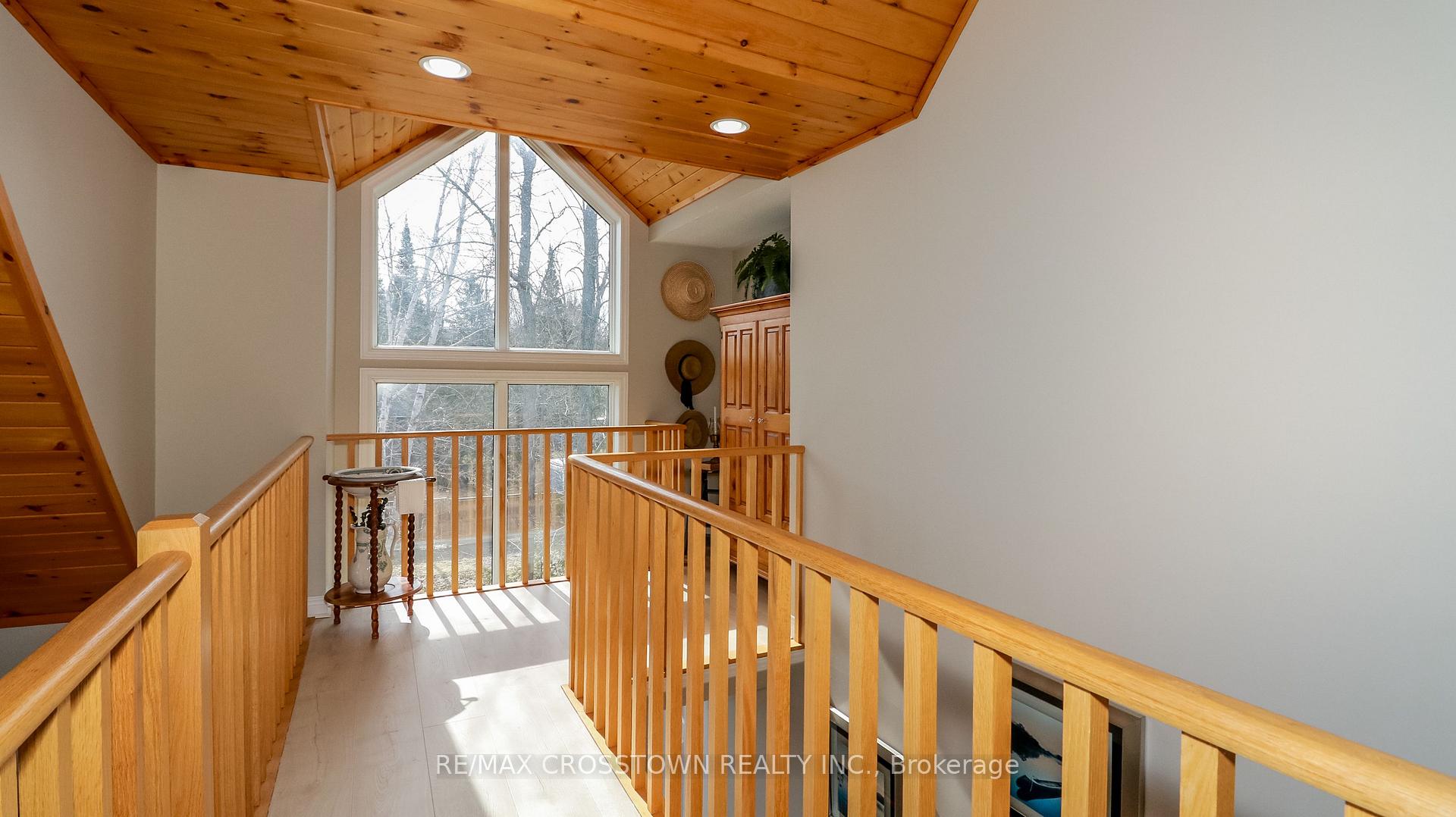 Photo 23 of 3093 Sandy Bend, Springwater, Rural Springwater — HOMEH