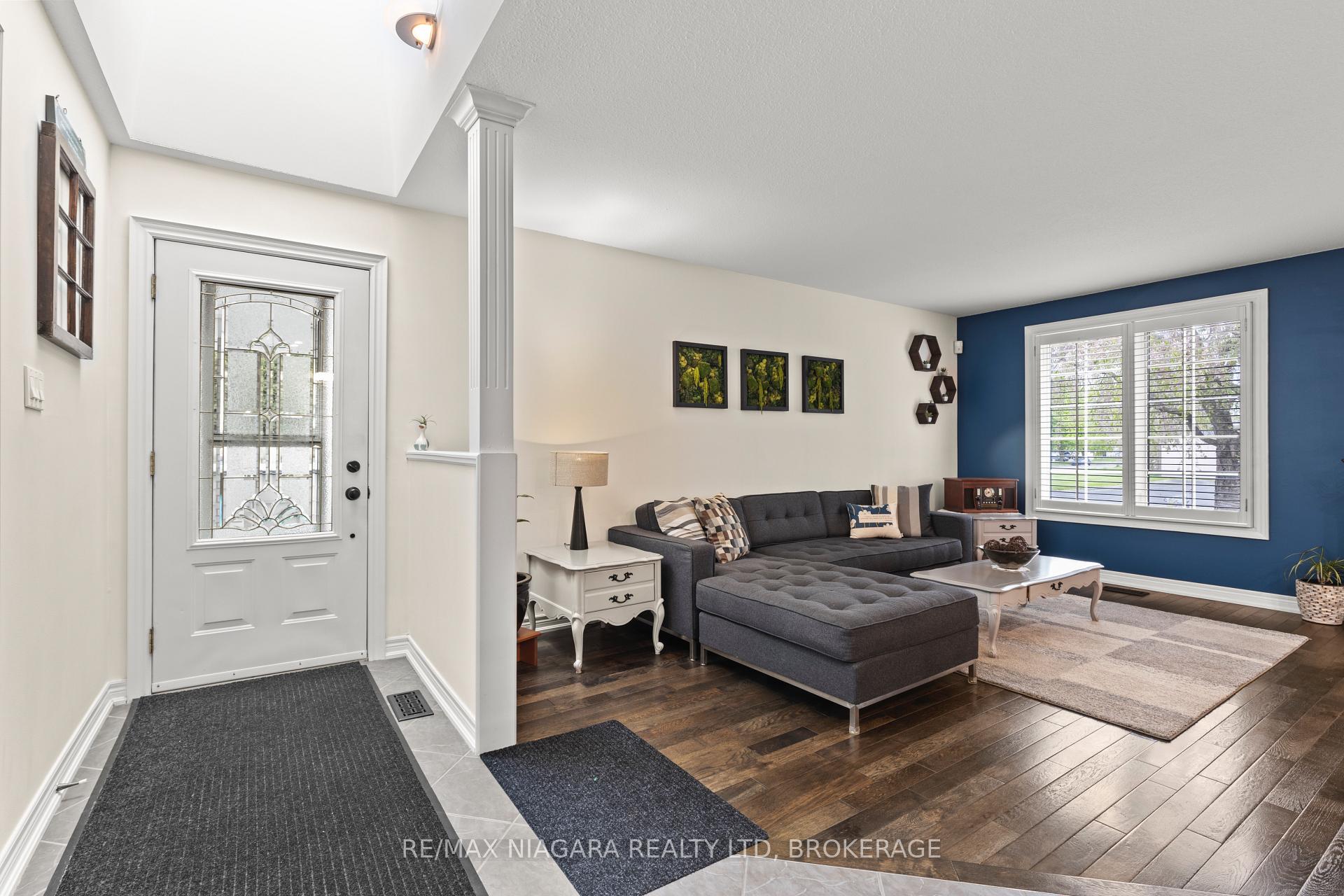 Photo 6 of 20 Centennial Drive, St. Catharines, Lakeport — HOMEH
