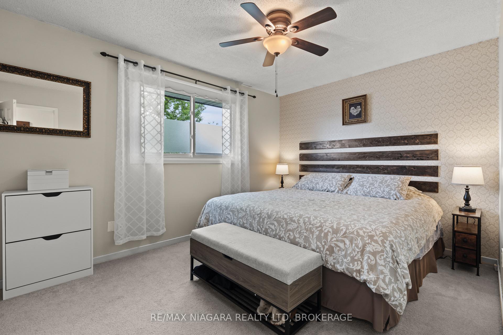 Photo 14 of 20 Centennial Drive, St. Catharines, Lakeport — HOMEH