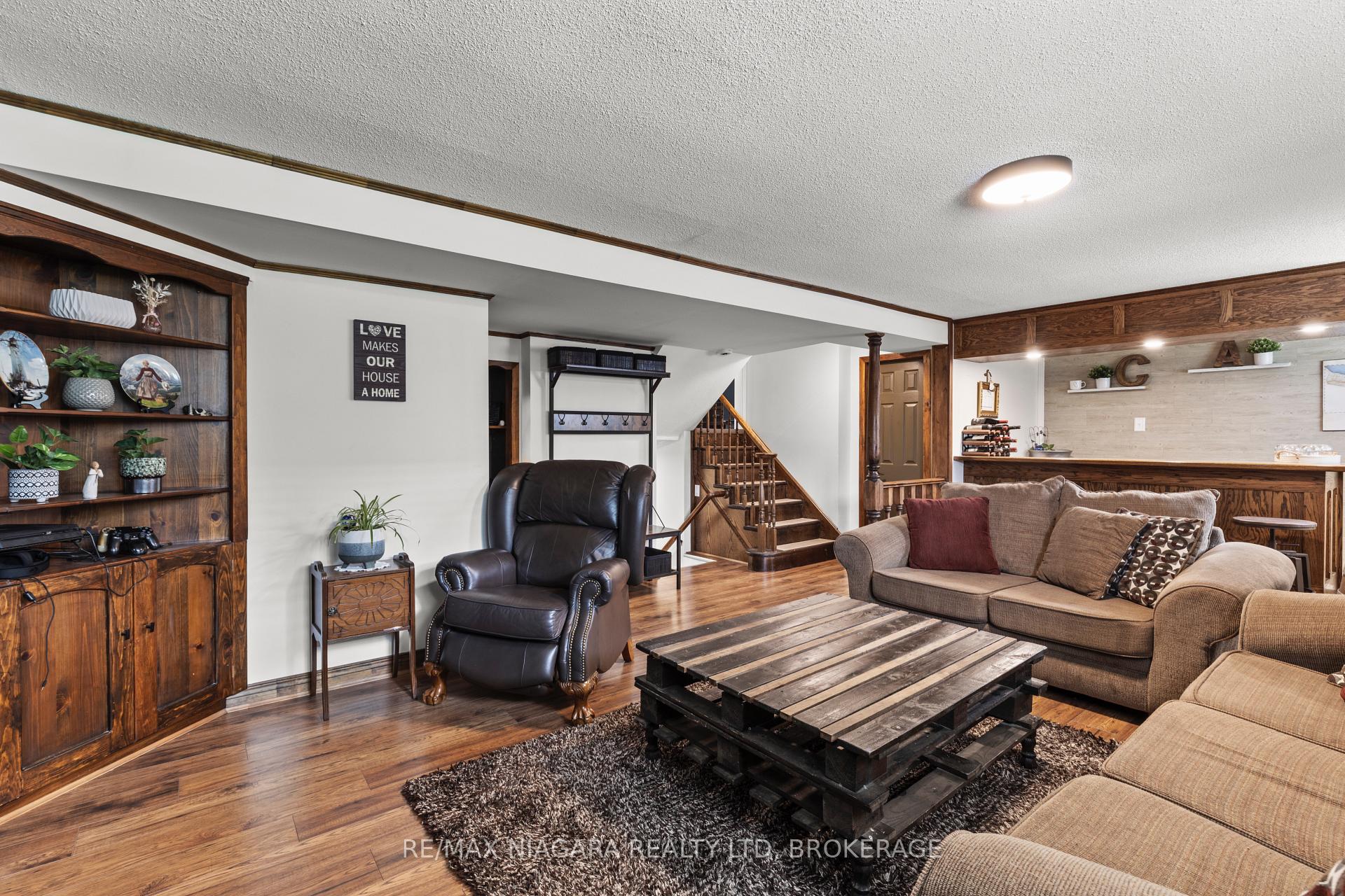 Photo 20 of 20 Centennial Drive, St. Catharines, Lakeport — HOMEH