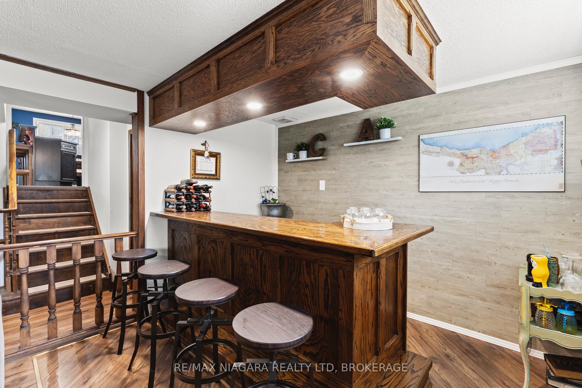 Photo 21 of 20 Centennial Drive, St. Catharines, Lakeport — HOMEH
