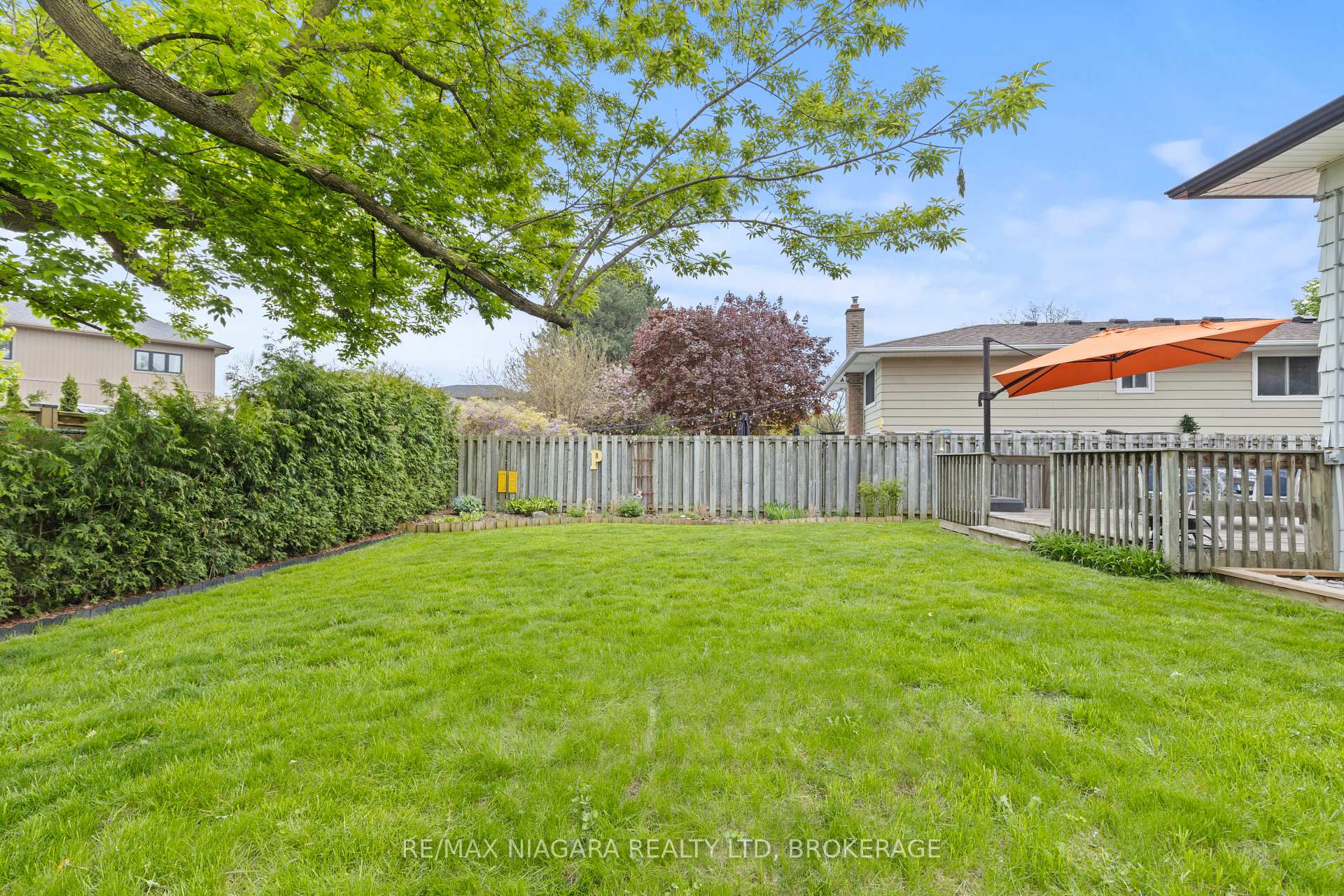 Photo 33 of 20 Centennial Drive, St. Catharines, Lakeport — HOMEH