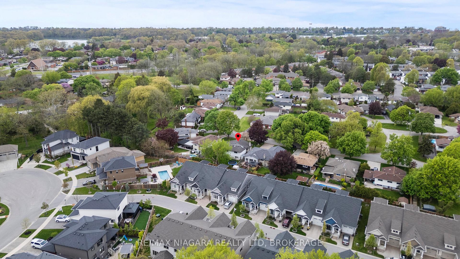 Photo 34 of 20 Centennial Drive, St. Catharines, Lakeport — HOMEH