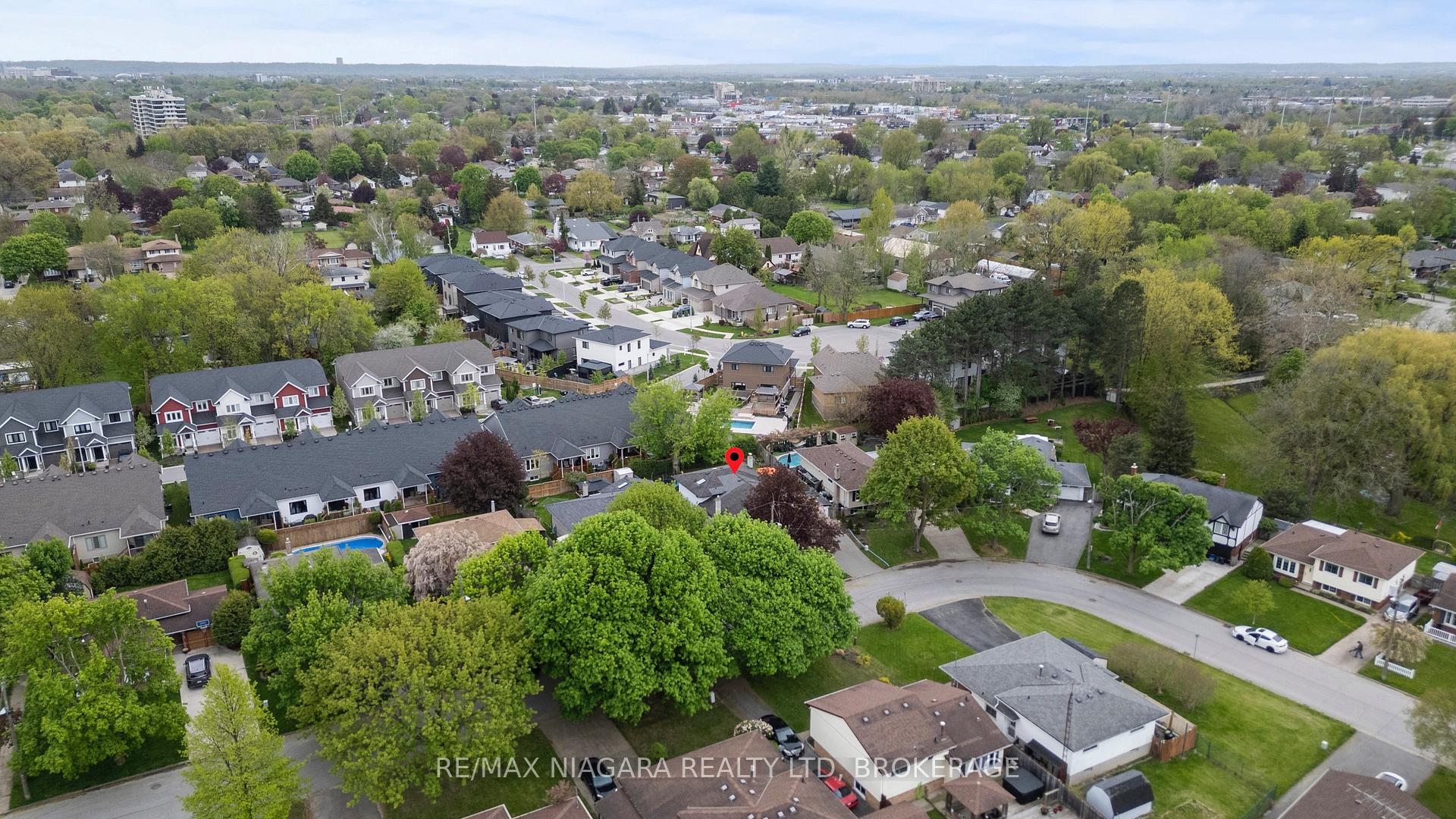 Photo 35 of 20 Centennial Drive, St. Catharines, Lakeport — HOMEH