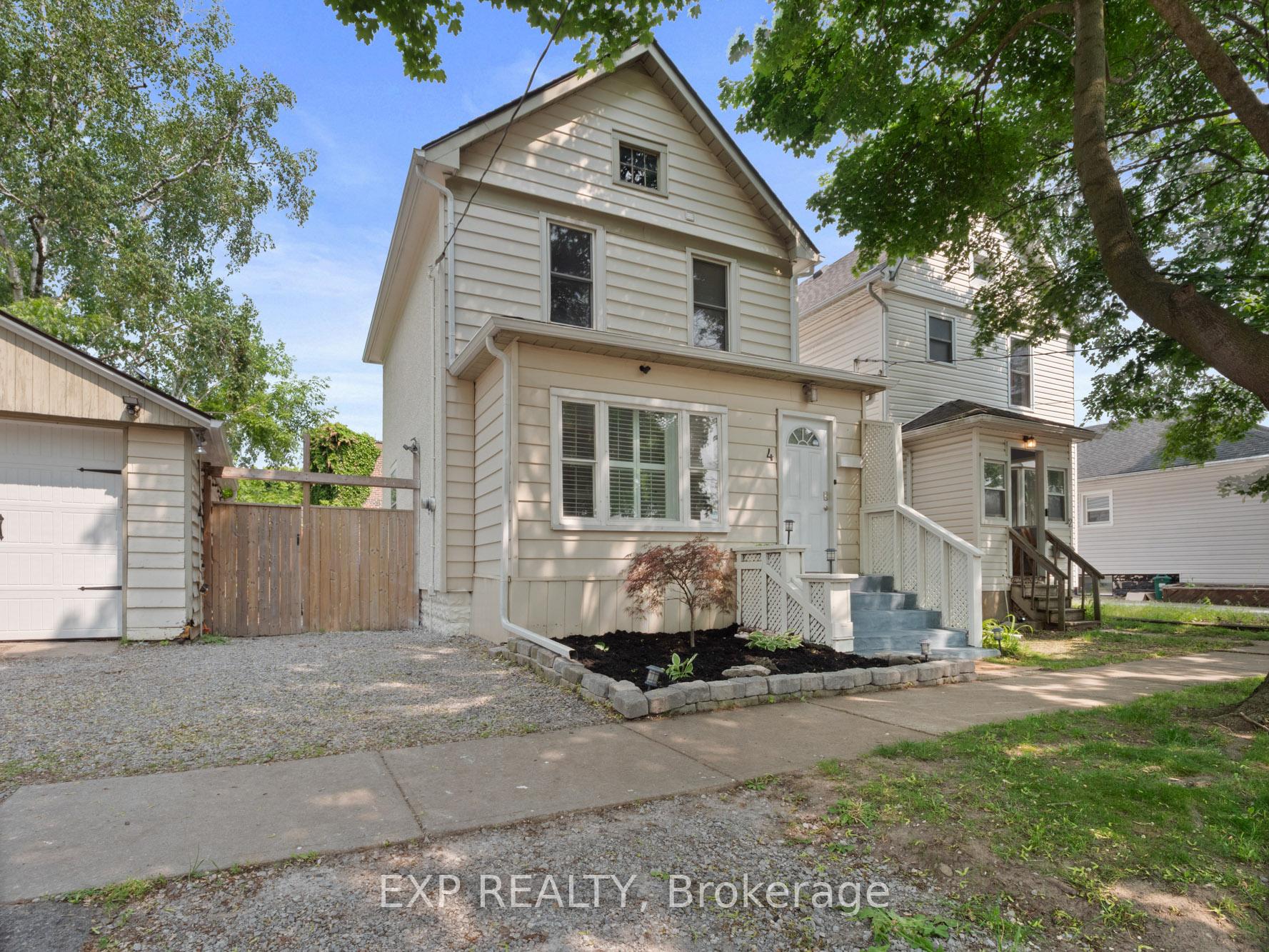Photo 2 of 4 Wiley Street, St. Catharines, Downtown — HOMEH