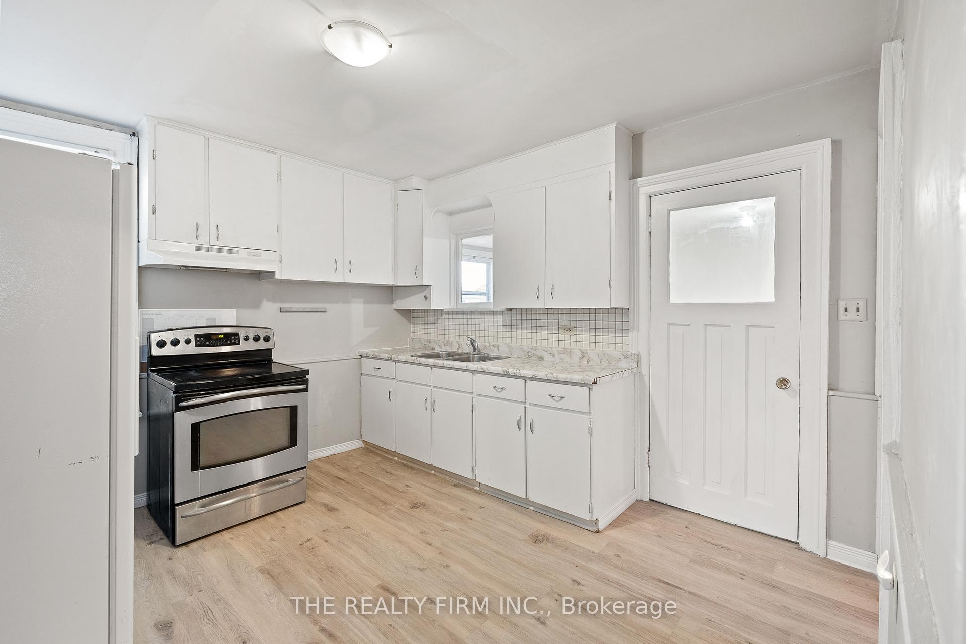 Photo 25 of 18 Fourth Avenue, St. Thomas — HOMEH