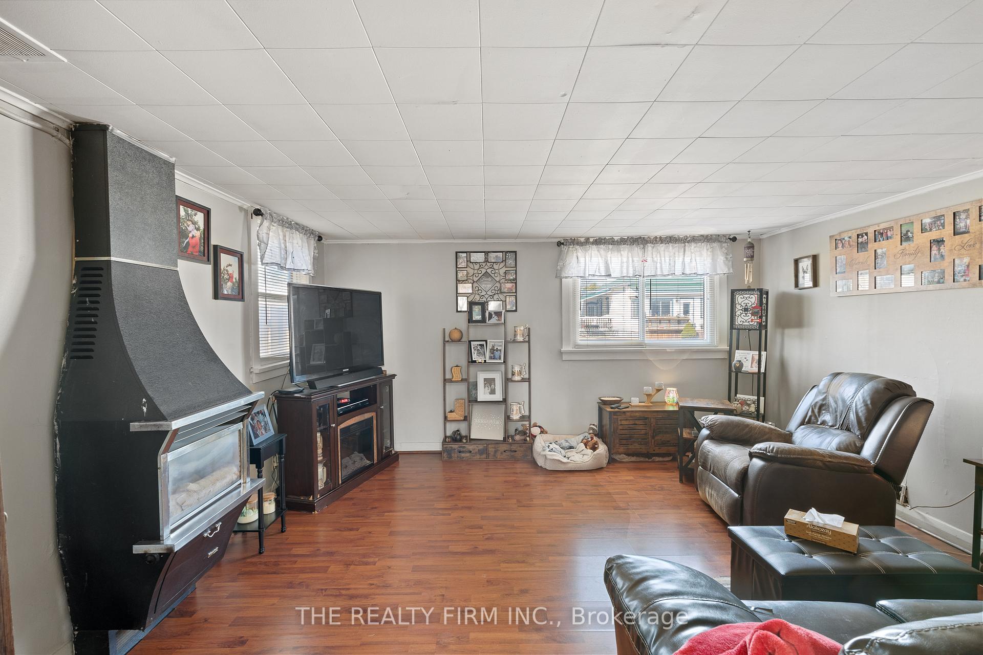 Photo 41 of 18 Fourth Avenue, St. Thomas — HOMEH