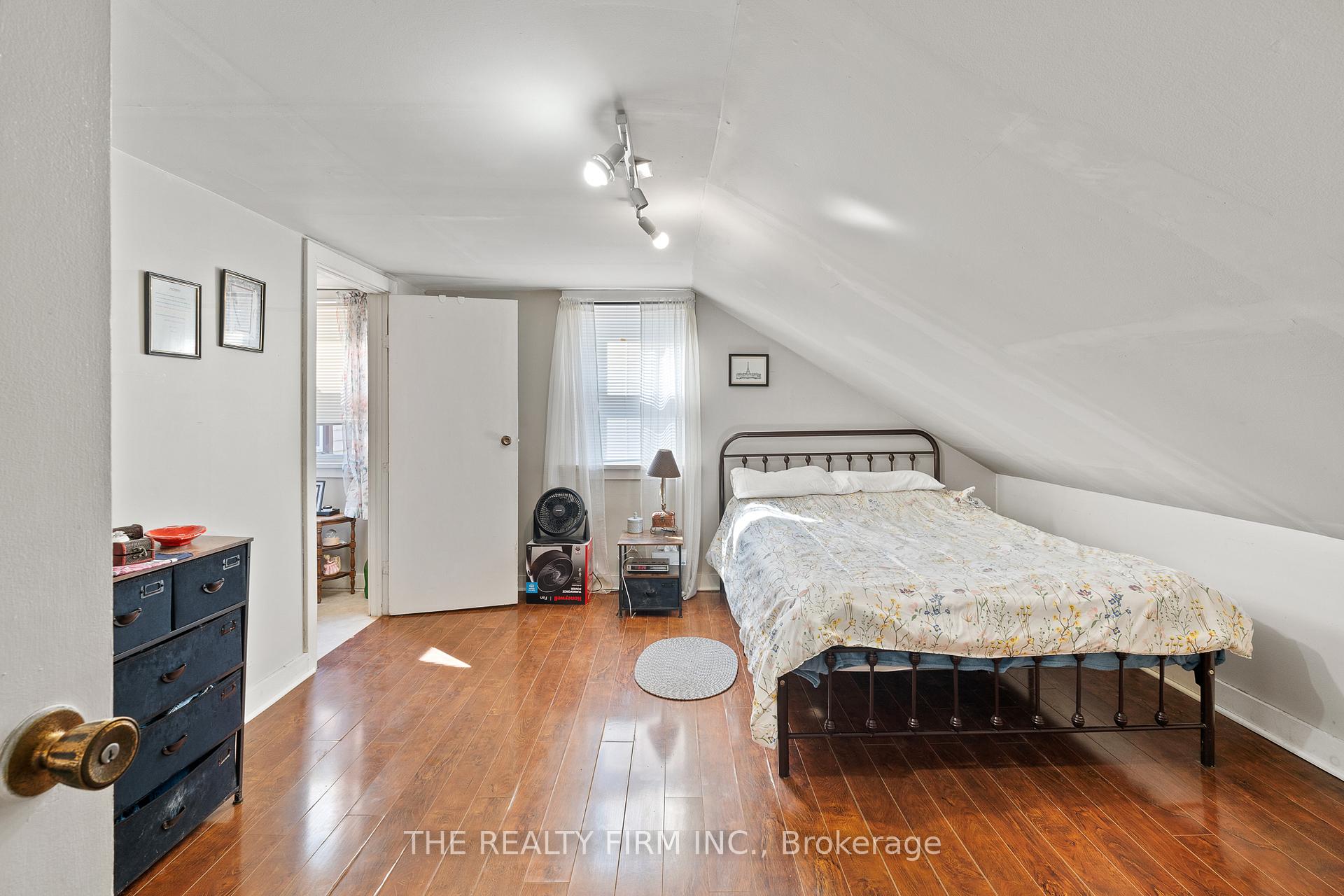 Photo 44 of 18 Fourth Avenue, St. Thomas — HOMEH